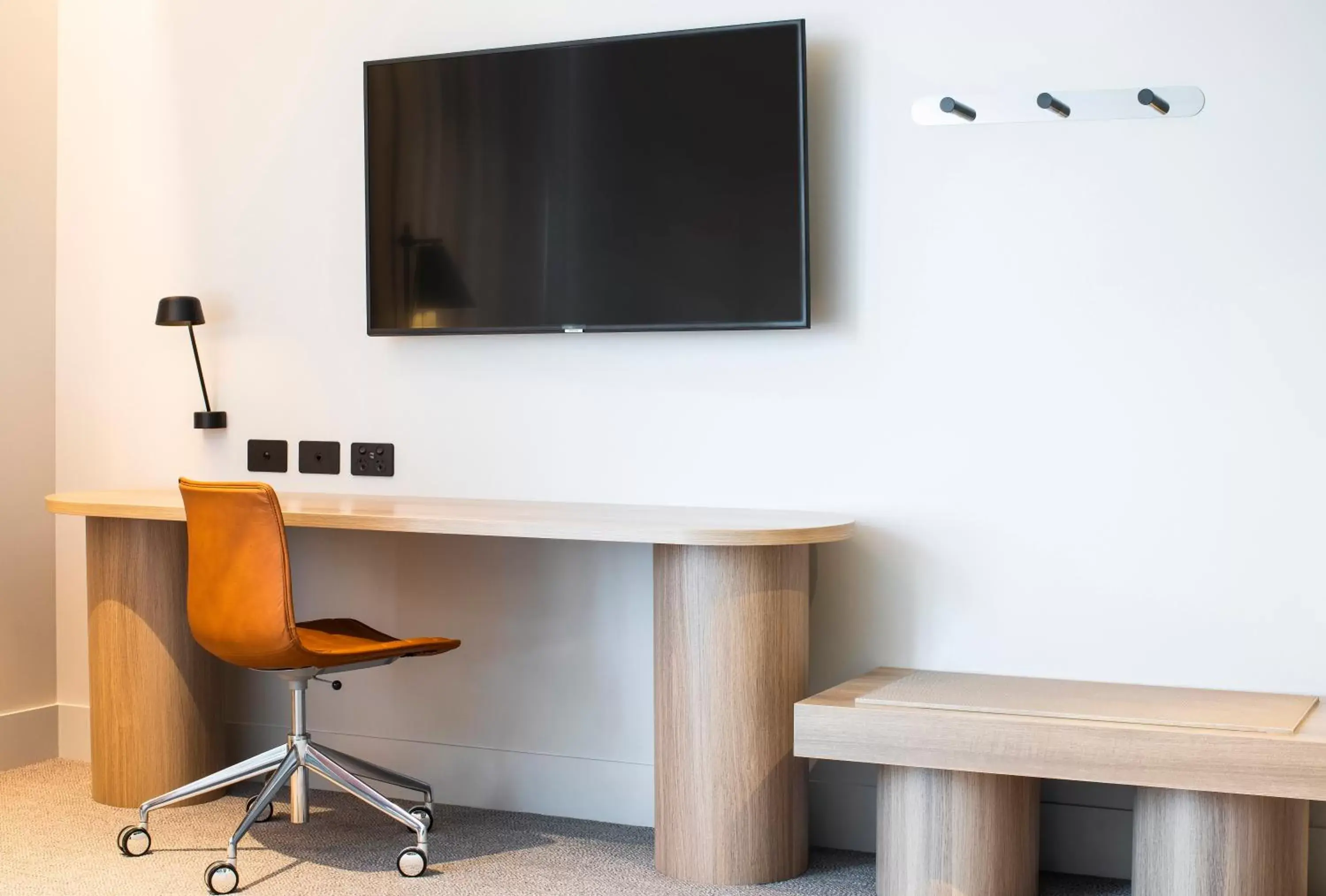 Photo of the whole room, TV/Entertainment Center in Holiday Inn Werribee, an IHG Hotel