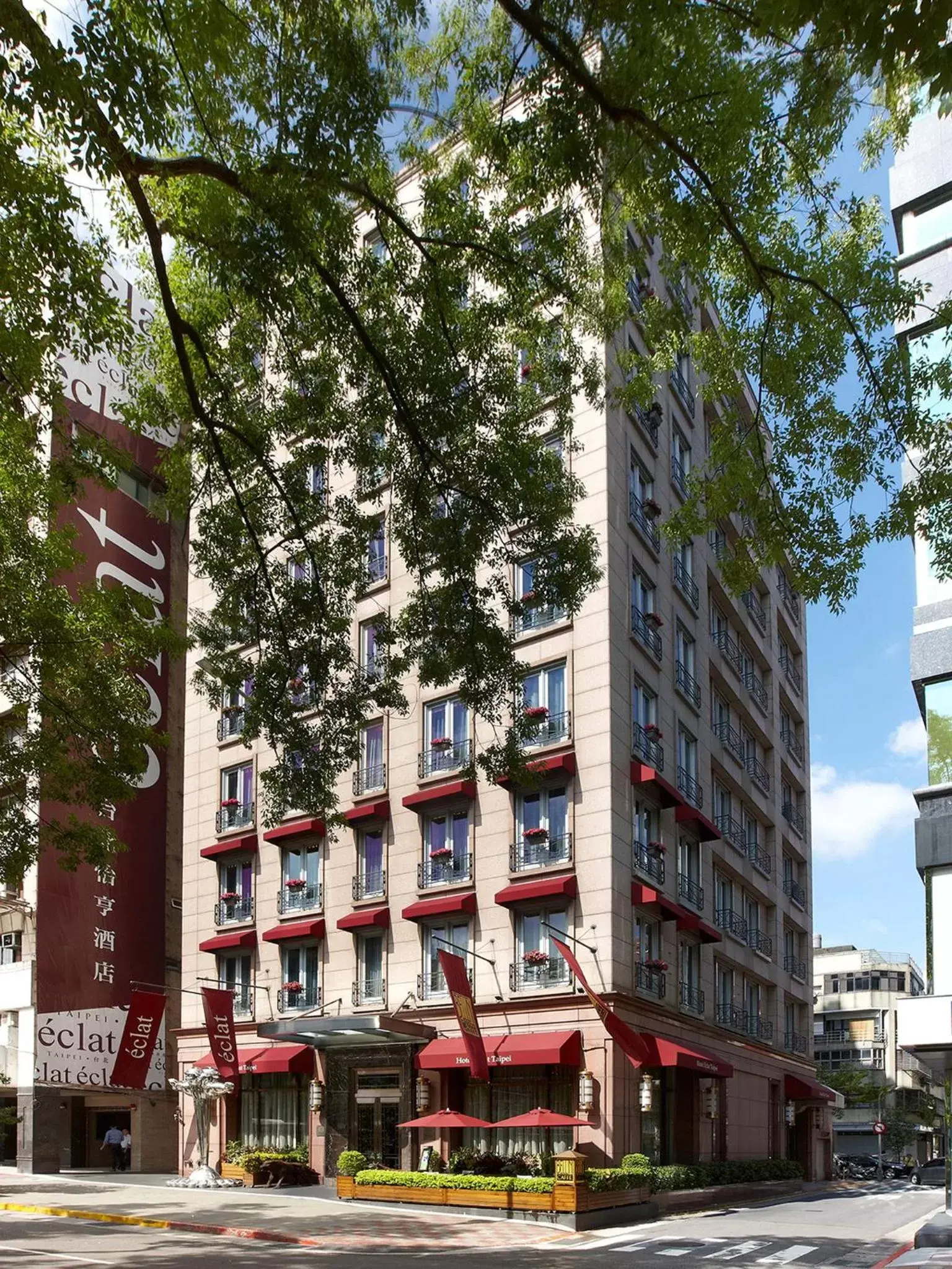 Facade/entrance, Property Building in Hotel Eclat Taipei