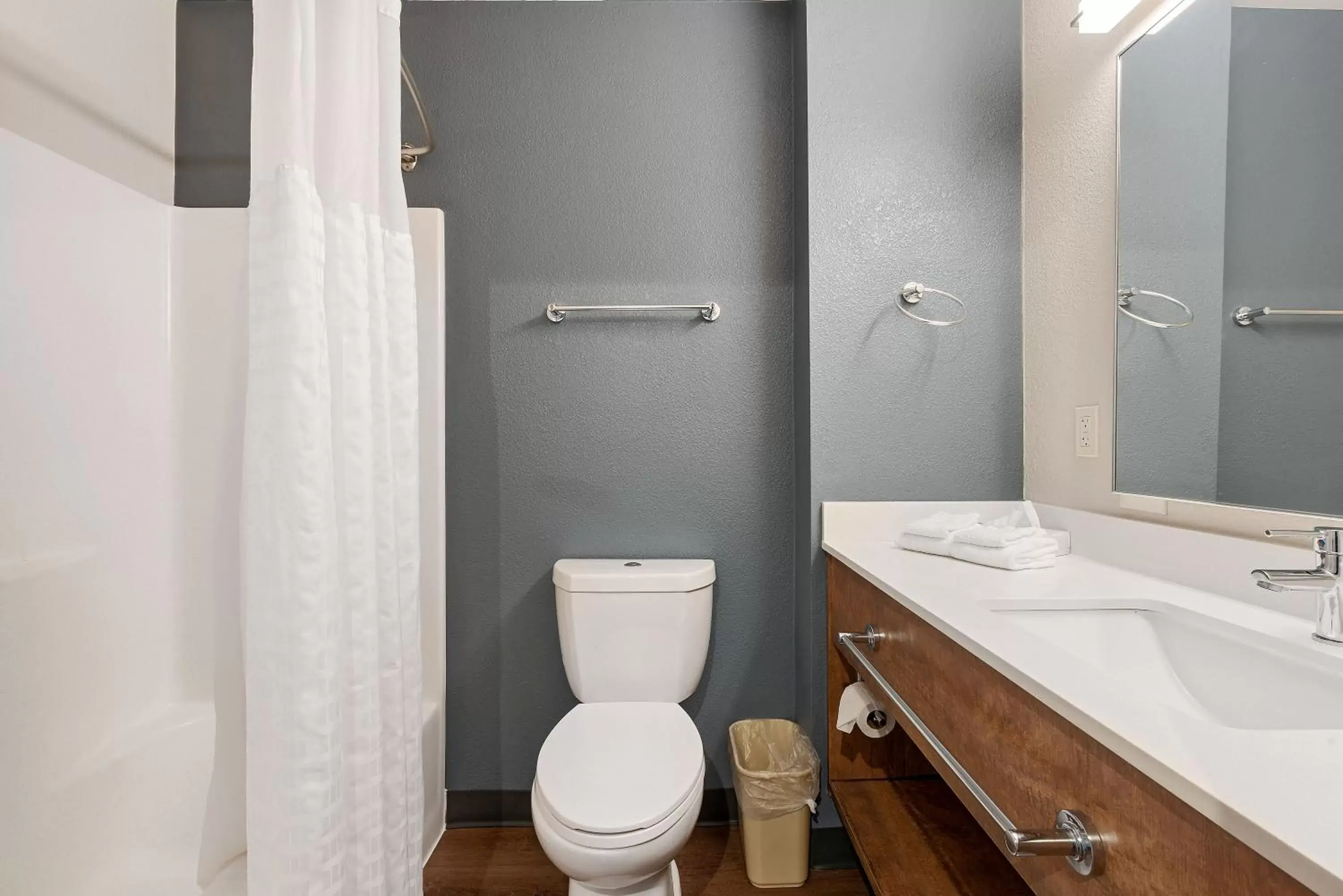 Bathroom in Extended Stay America Suites - Fremont - Newark