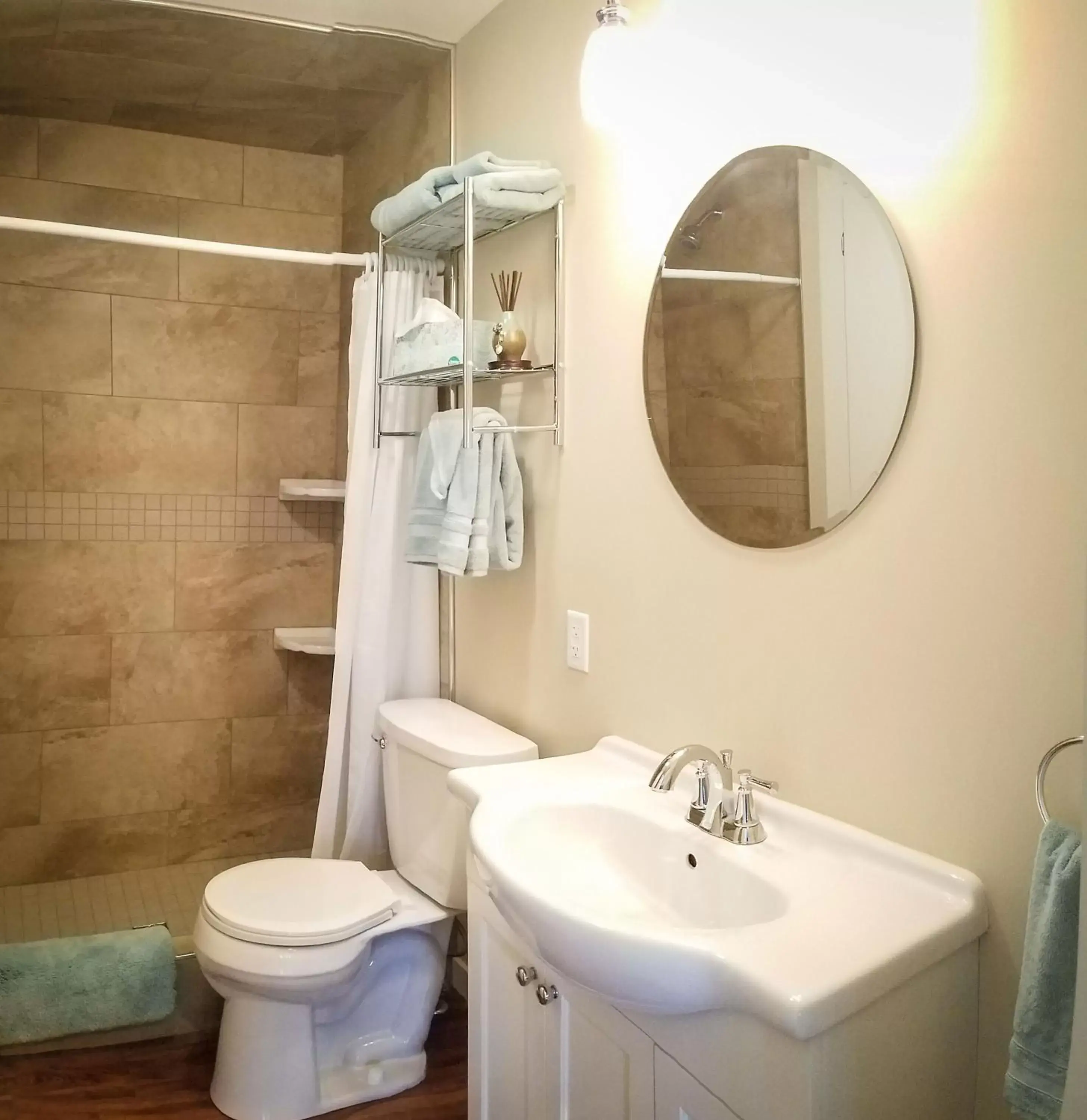 Shower, Bathroom in HA Whitney Inn