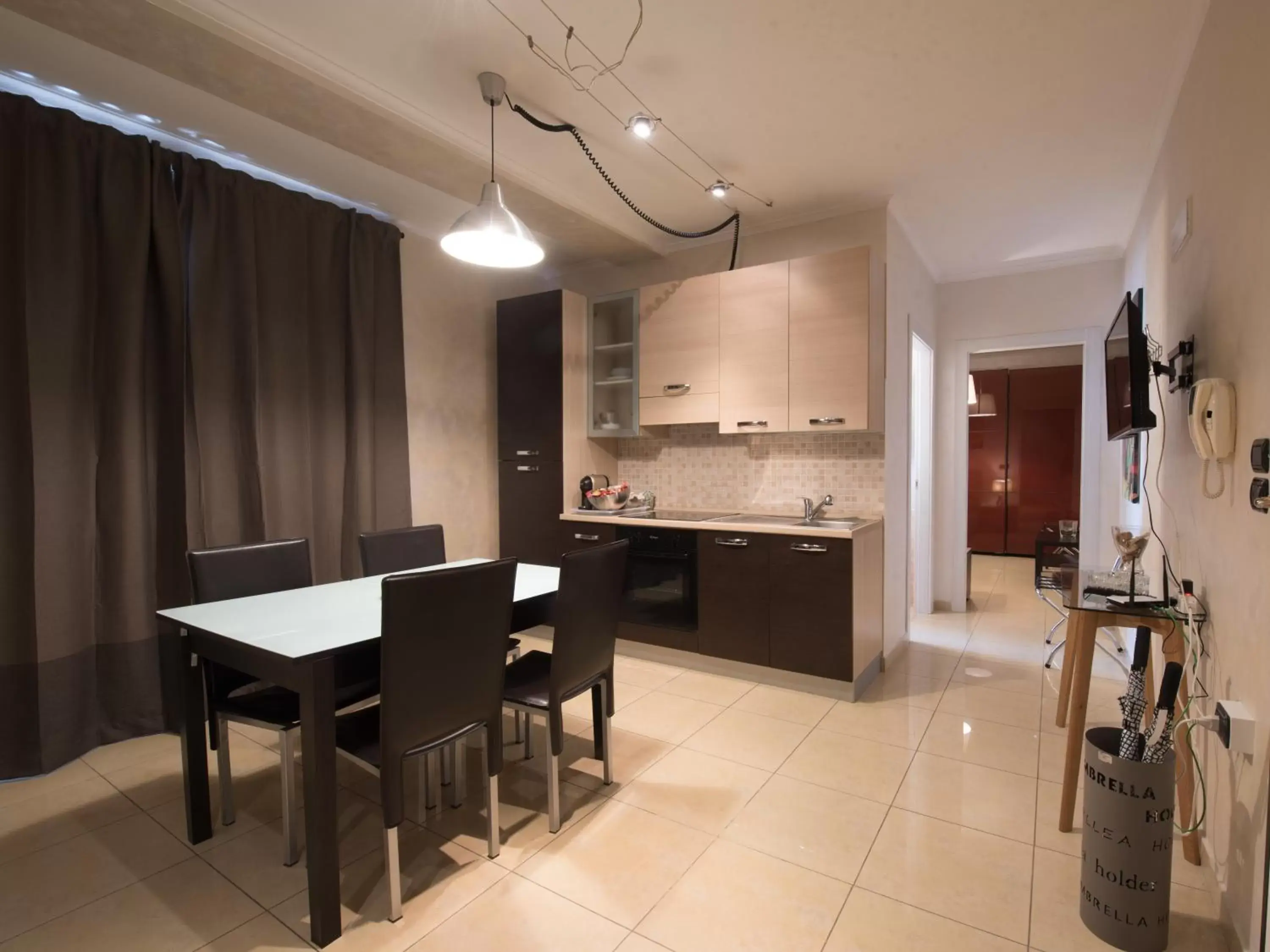 Kitchen or kitchenette, Kitchen/Kitchenette in Castiglione Residence