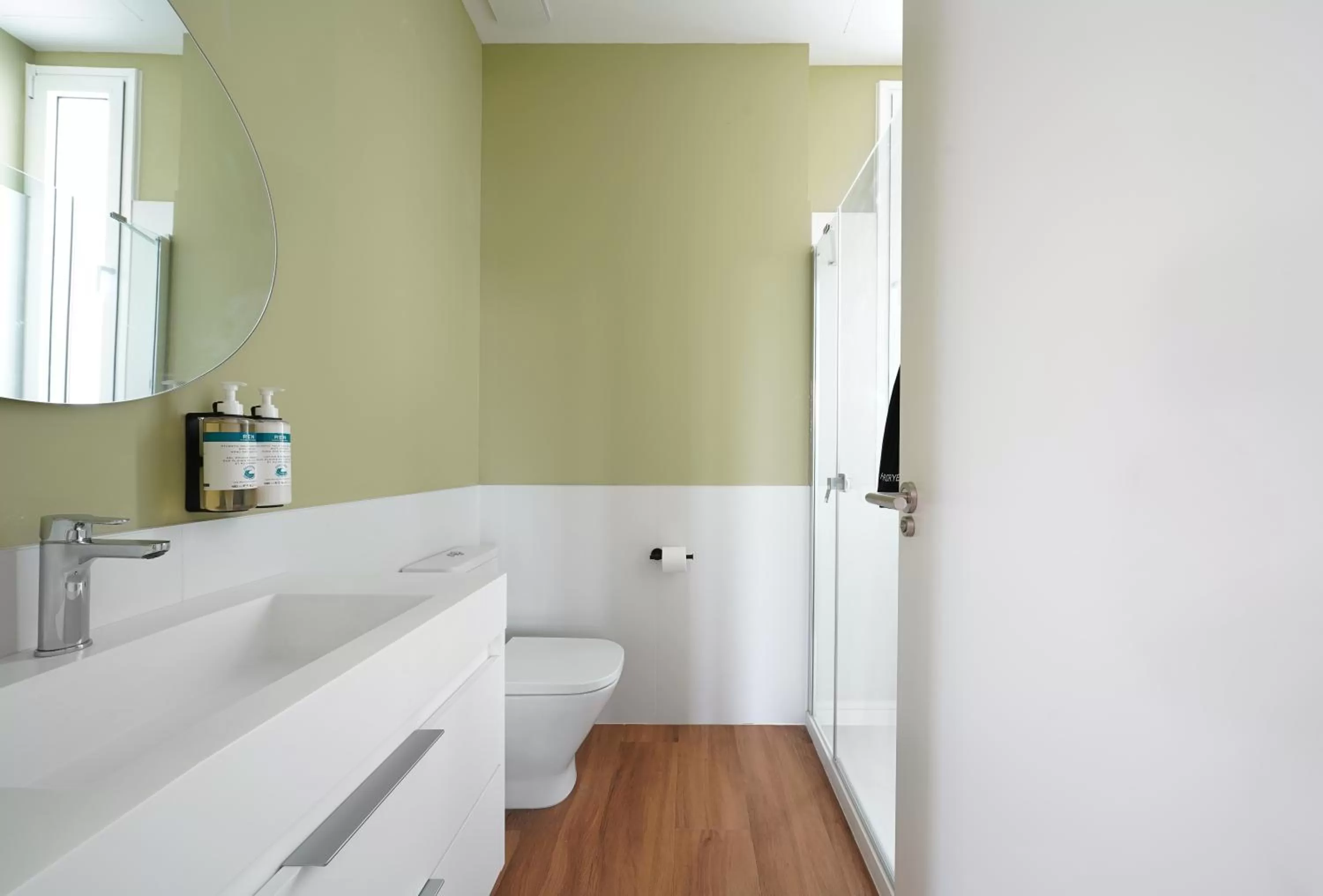 Bathroom in Numa Seville Prestigio