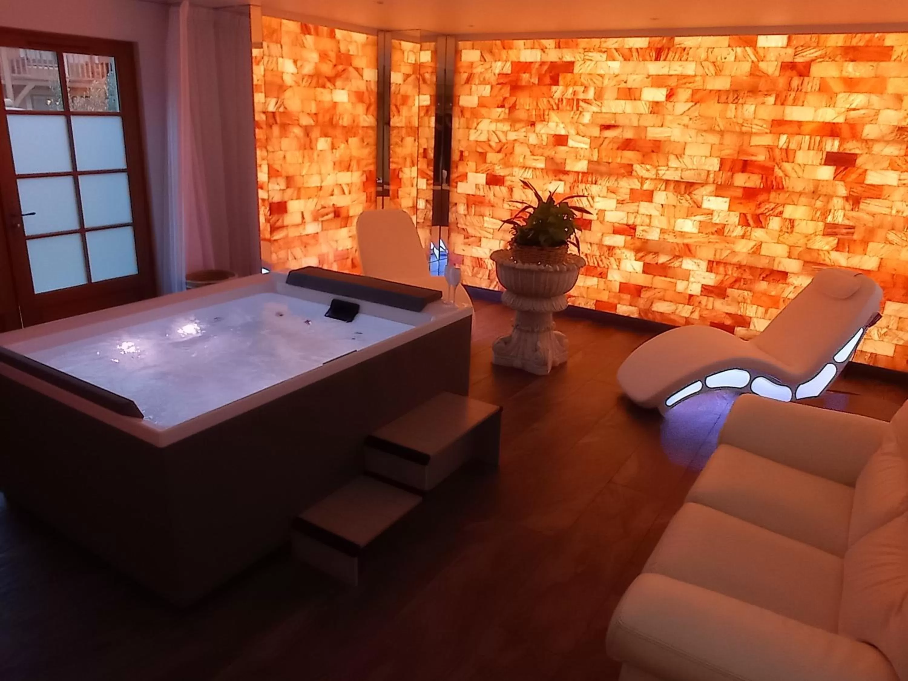 Property building in Hotel et Spa Le Lion d'Or