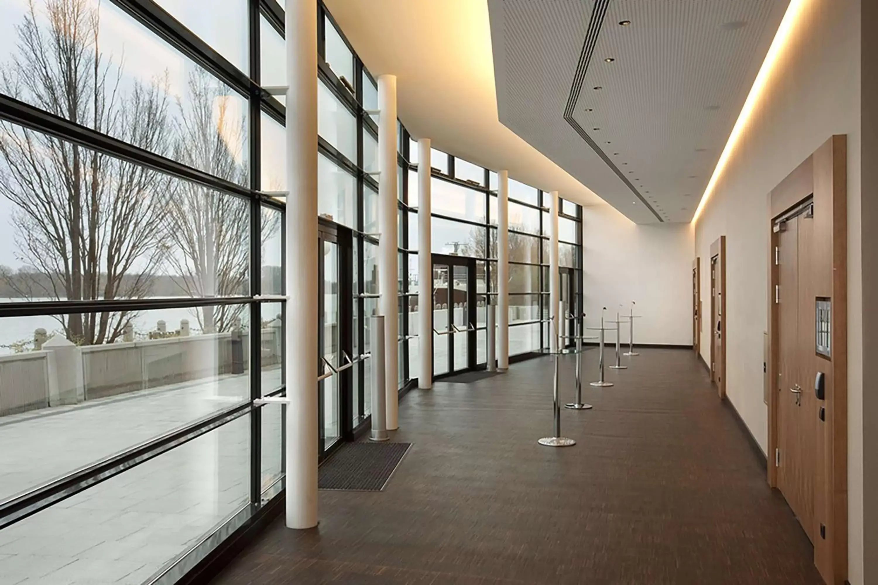 Meeting/conference room, Balcony/Terrace in Hilton Vienna Danube Waterfront