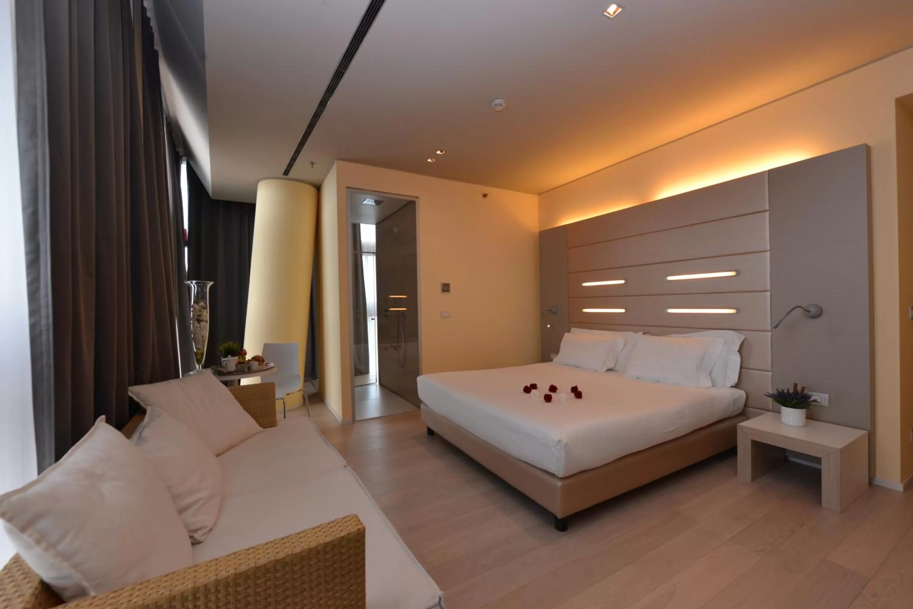 Photo of the whole room, Bed in Best Western Plus Net Tower Hotel Padova