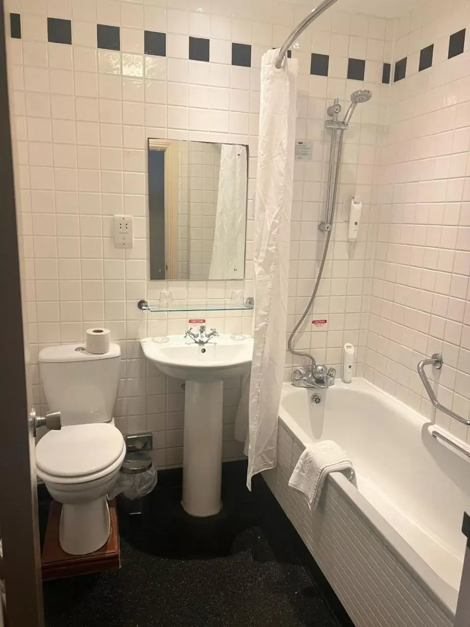 Bathroom in Manor Hotel by Greene King Inns