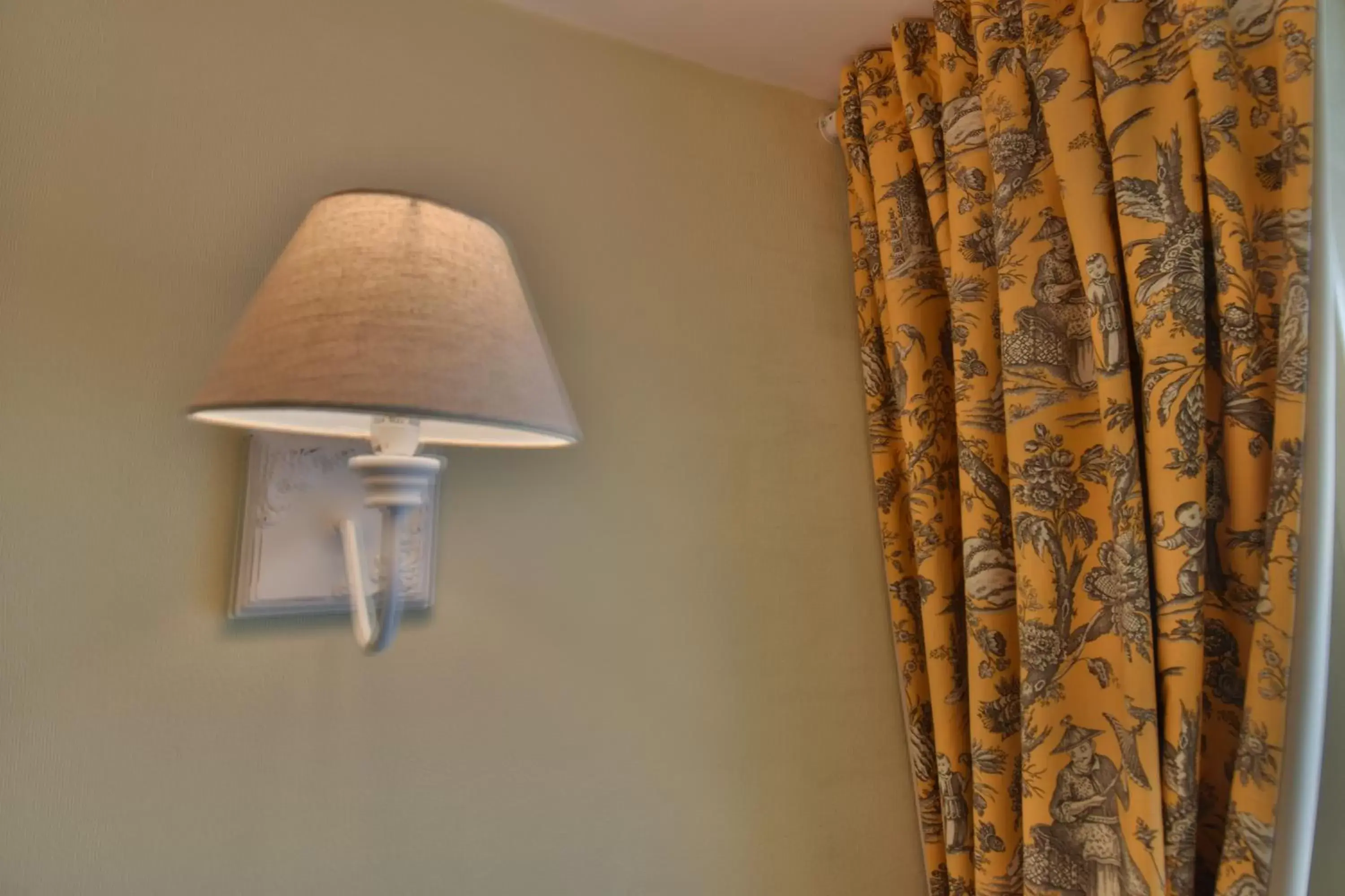 Decorative detail, Bathroom in Hotel Dandy Rouen centre