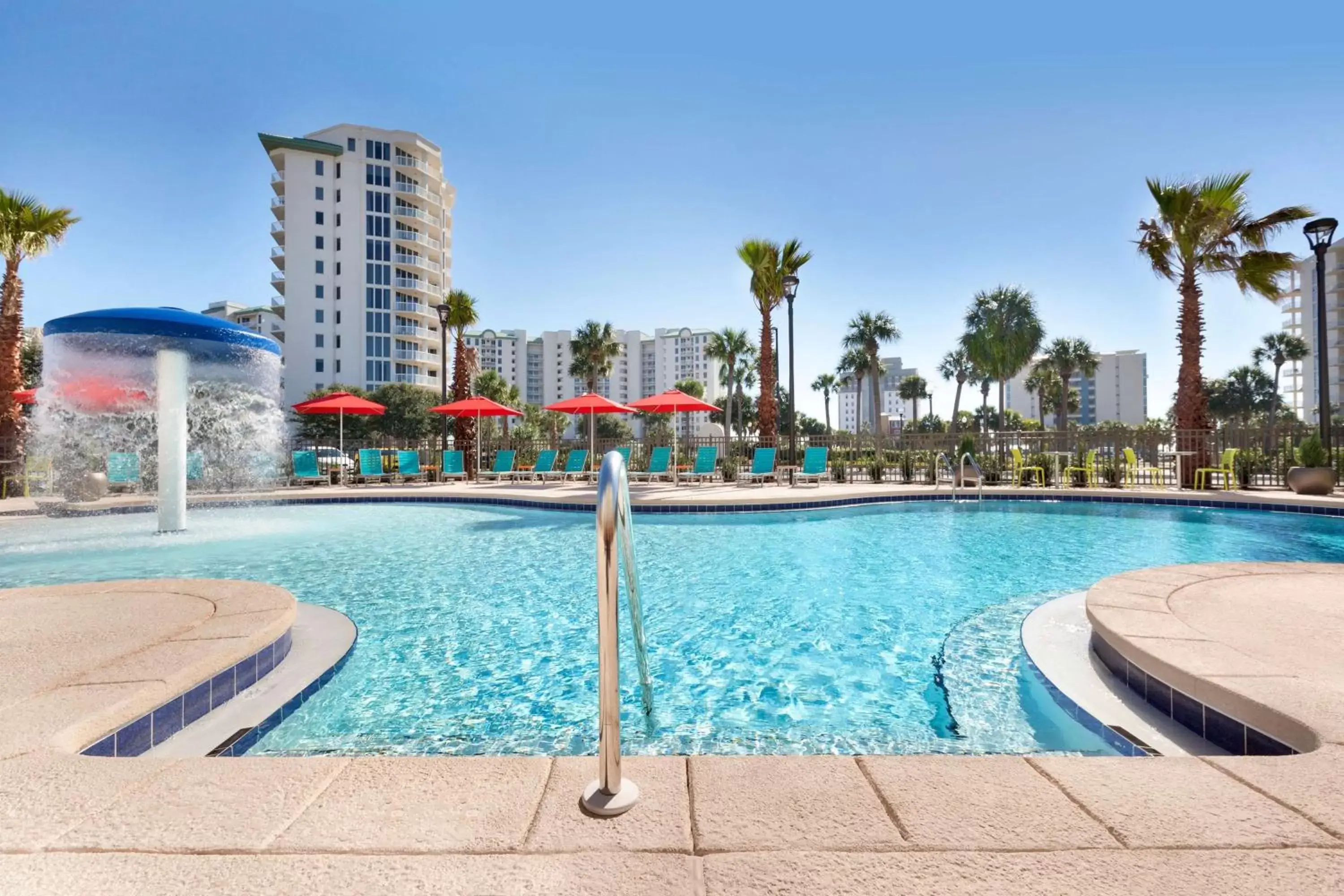 Pool view, Swimming Pool in Home2 Suites by Hilton Destin