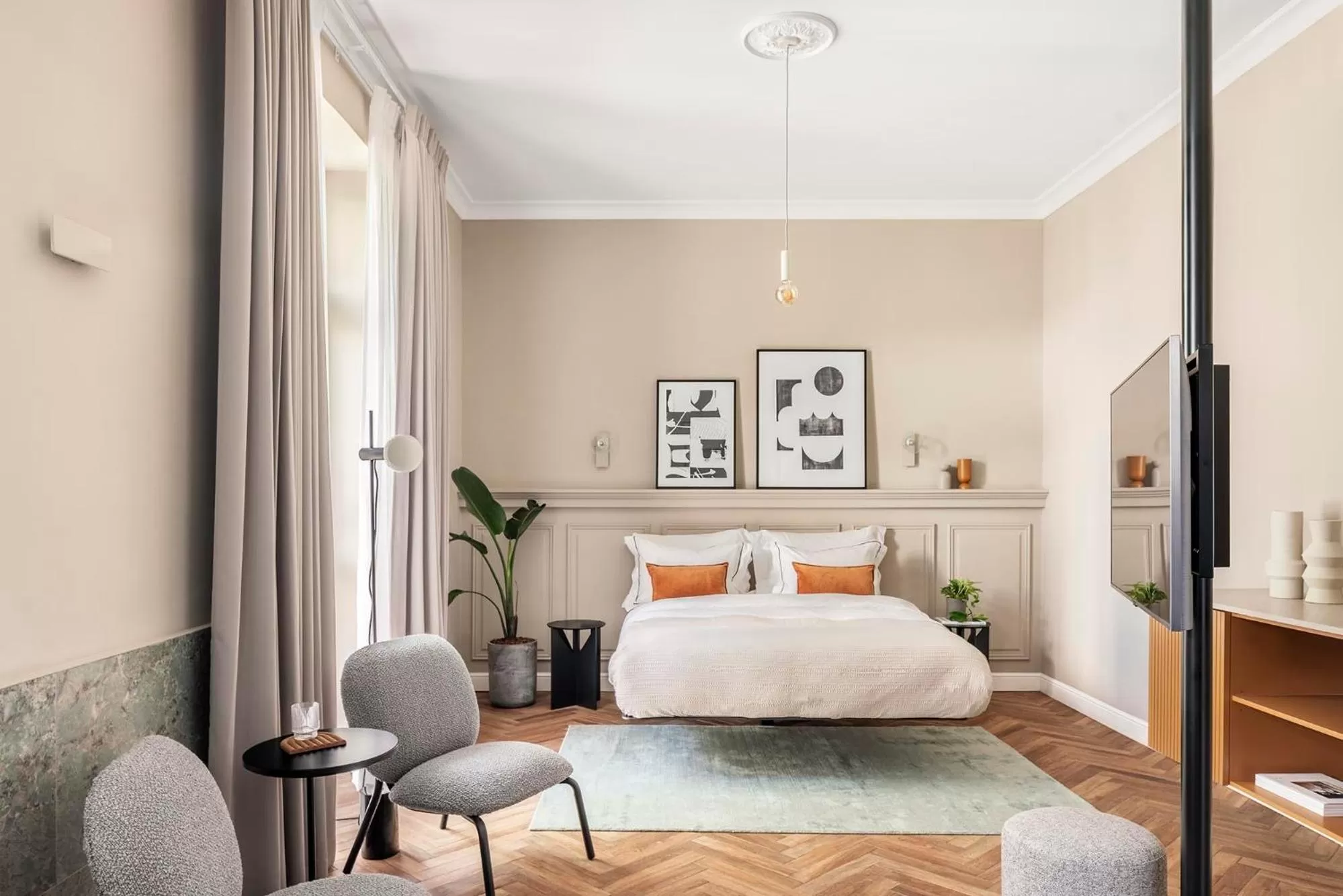 Photo of the whole room, Bed in Hotel Noel - A Boutique Experience by Albi Collection