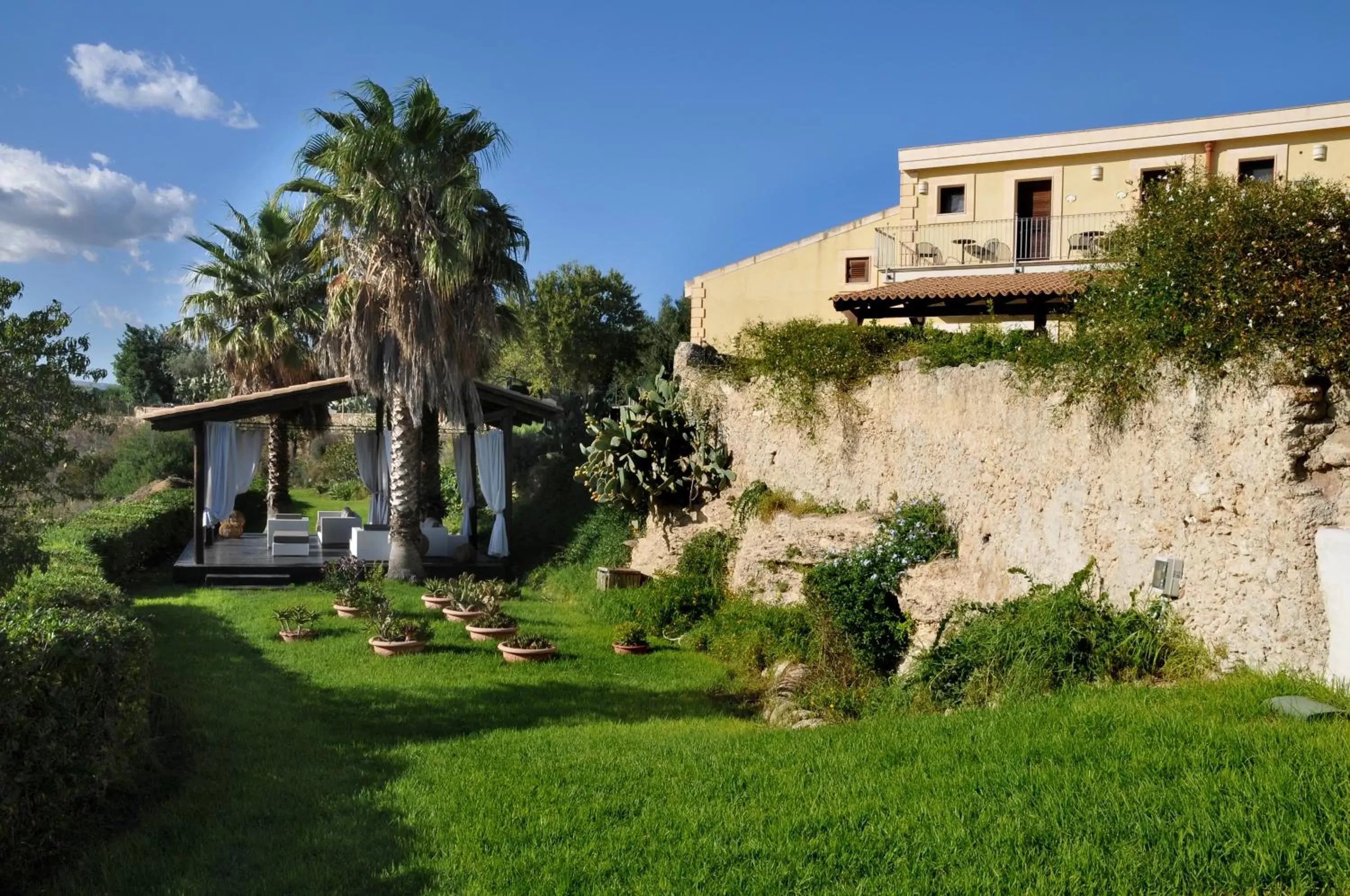 Facade/entrance, Property Building in Hotel La Corte Del Sole