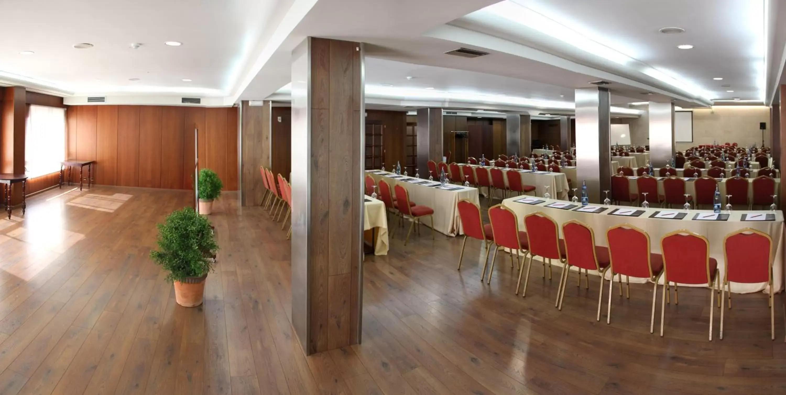 Banquet/Function facilities, Banquet Facilities in Hotel Ciudad de Vigo
