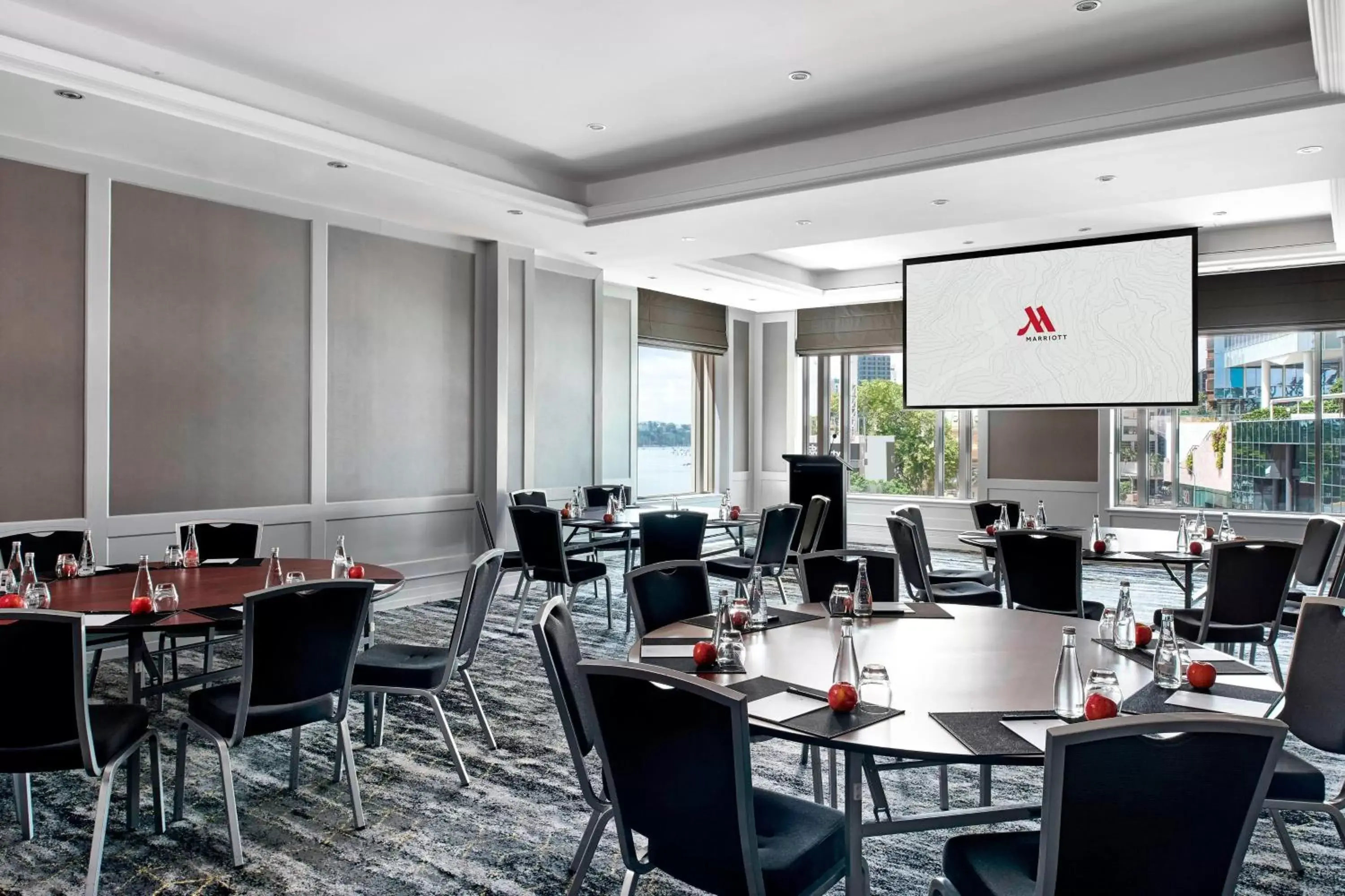 Meeting/conference room, Restaurant/Places to Eat in Brisbane Marriott Hotel