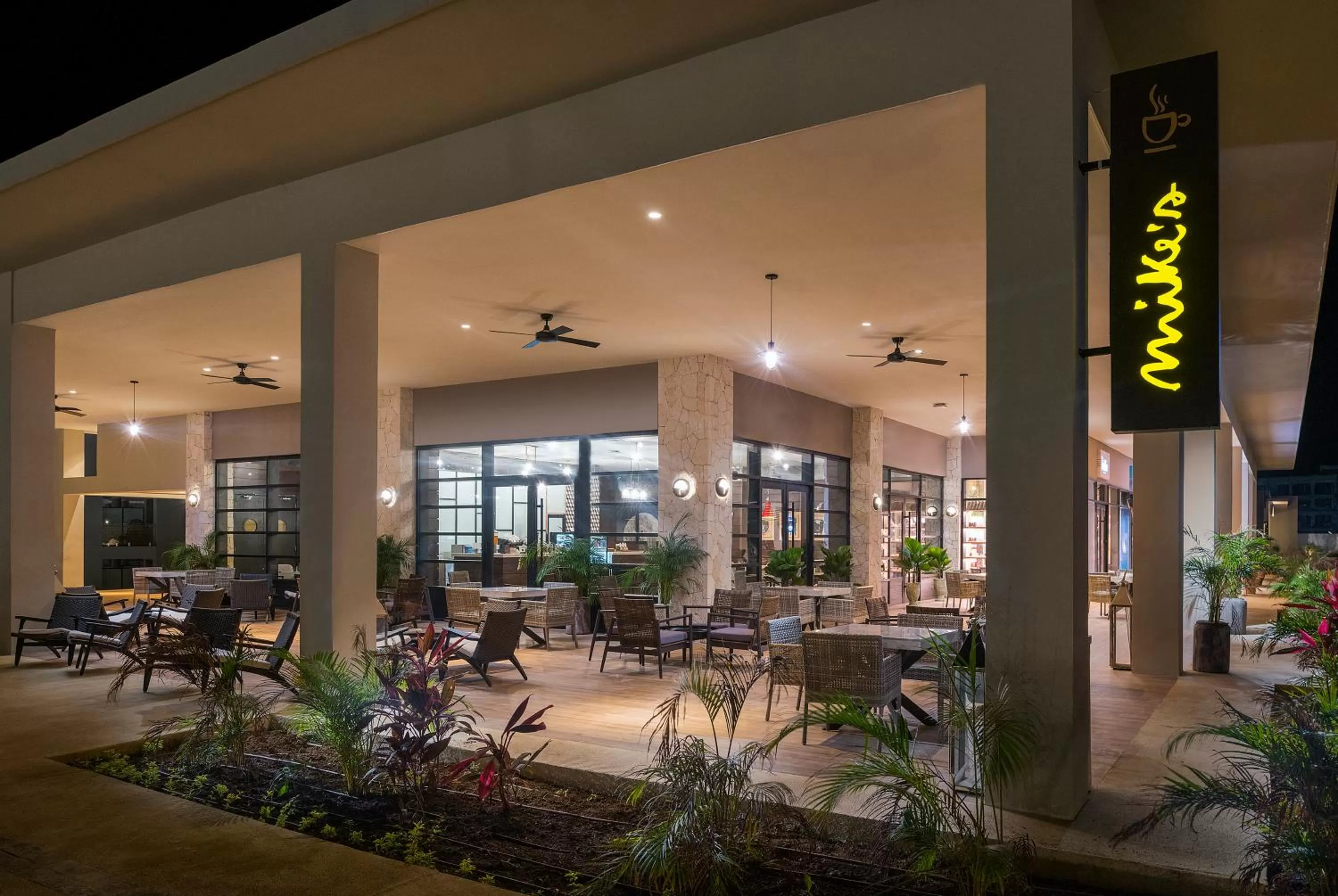 Coffee/tea facilities in Ocean Coral Spring Resort - All Inclusive