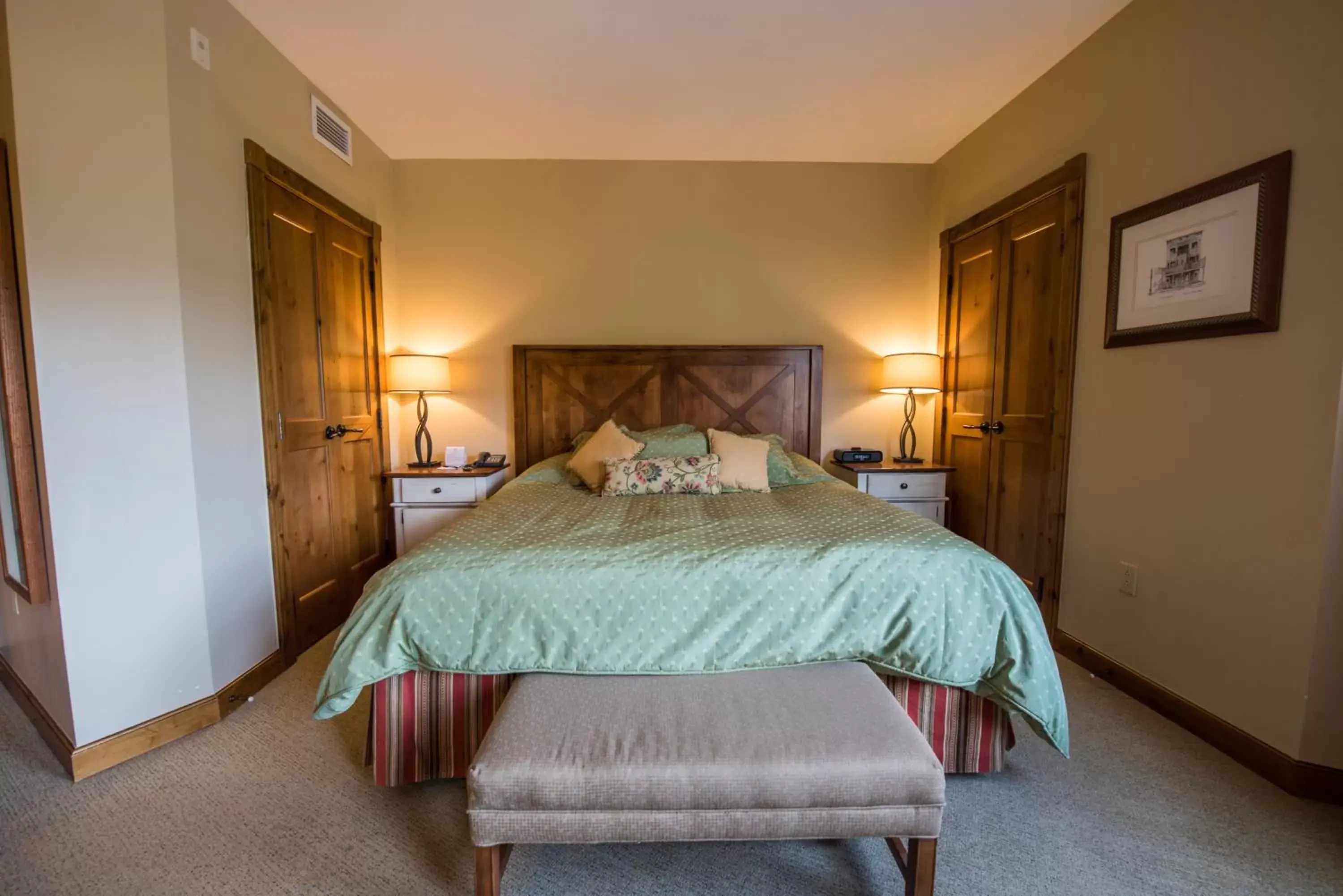 Bed in The Lodge at Mountaineer Square