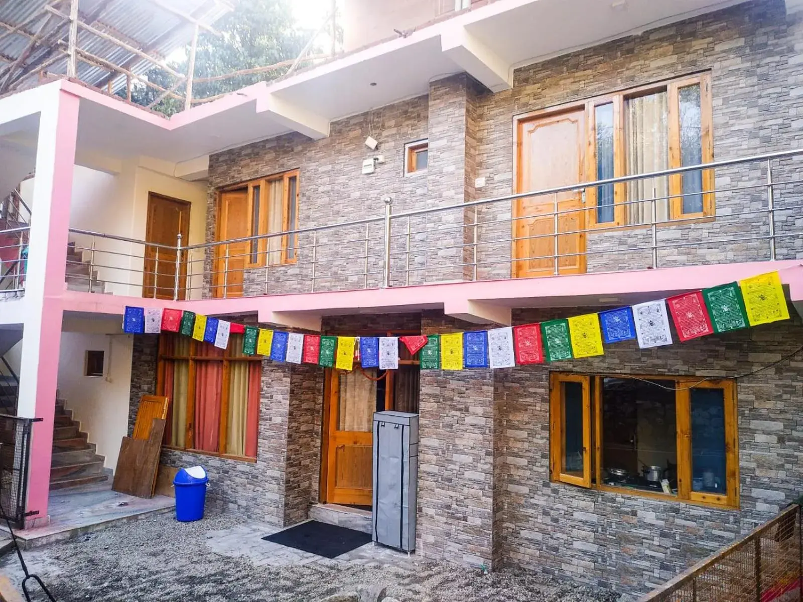 Property building in Backpackers Headquarter Manali