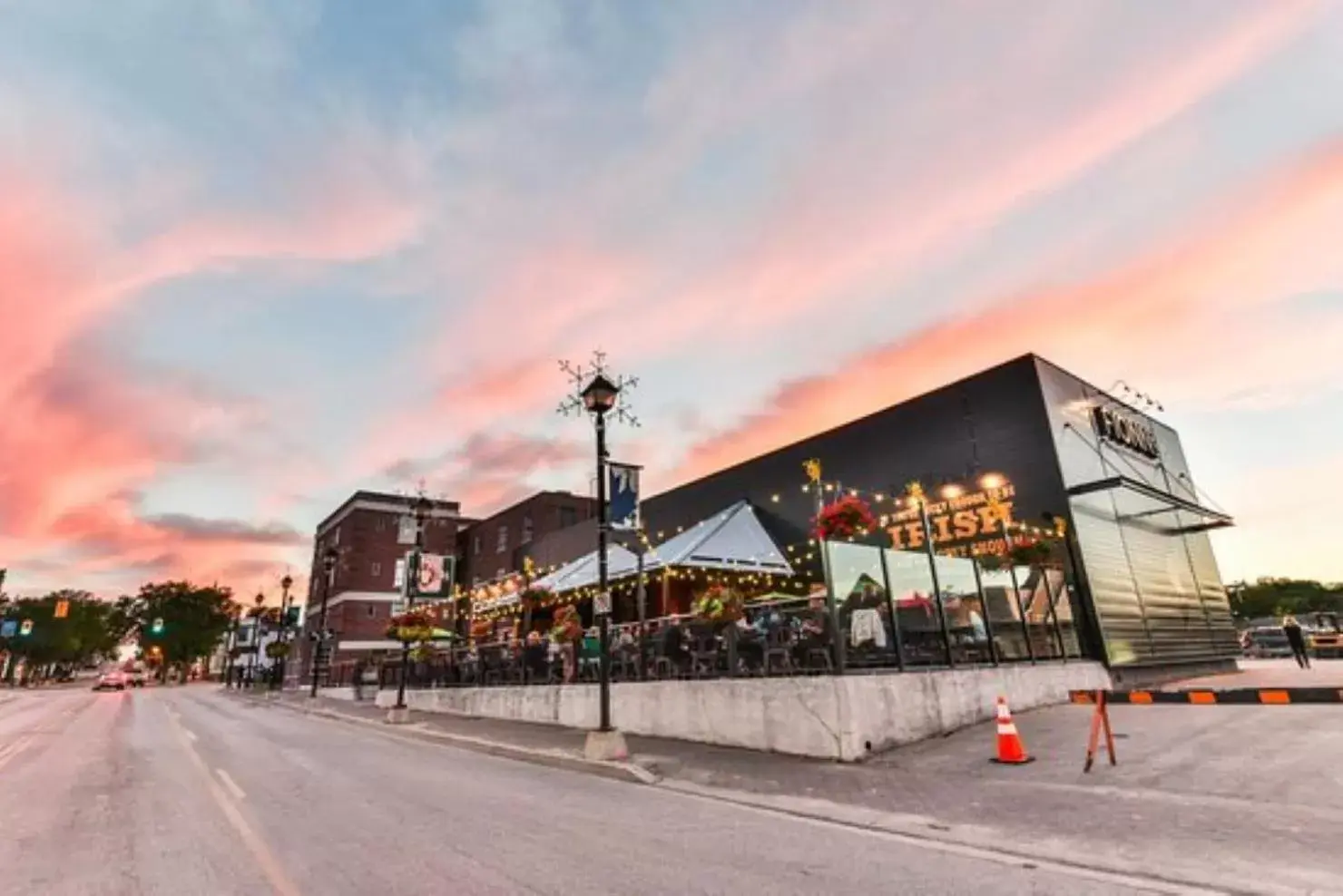 Restaurant/places to eat, Property Building in The Champlain Waterfront Hotel, an Ascend Hotel Collection