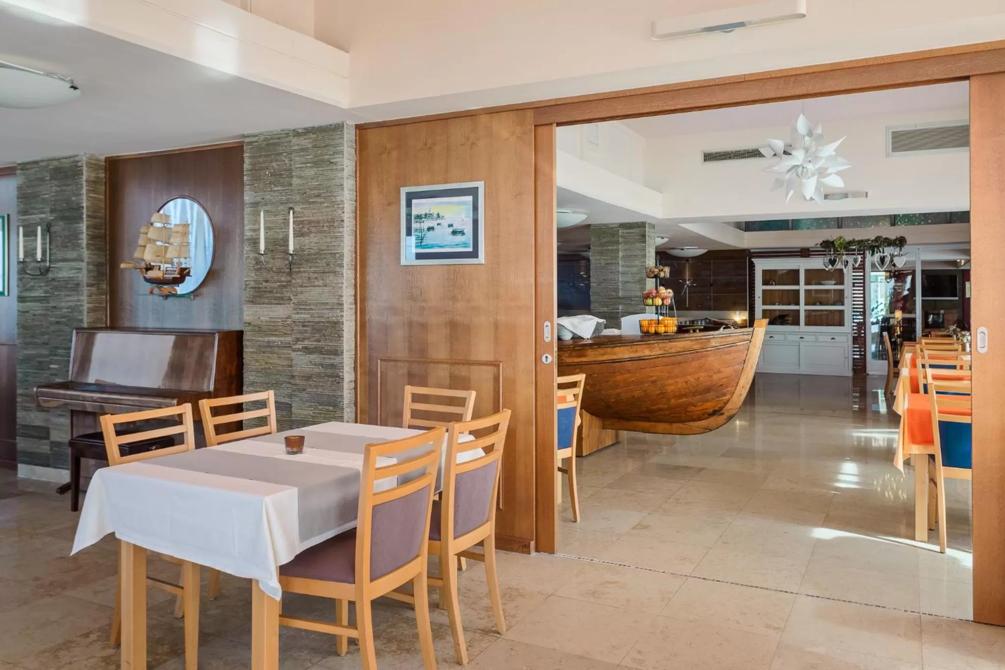 Restaurant/Places to Eat in Hotel Porec