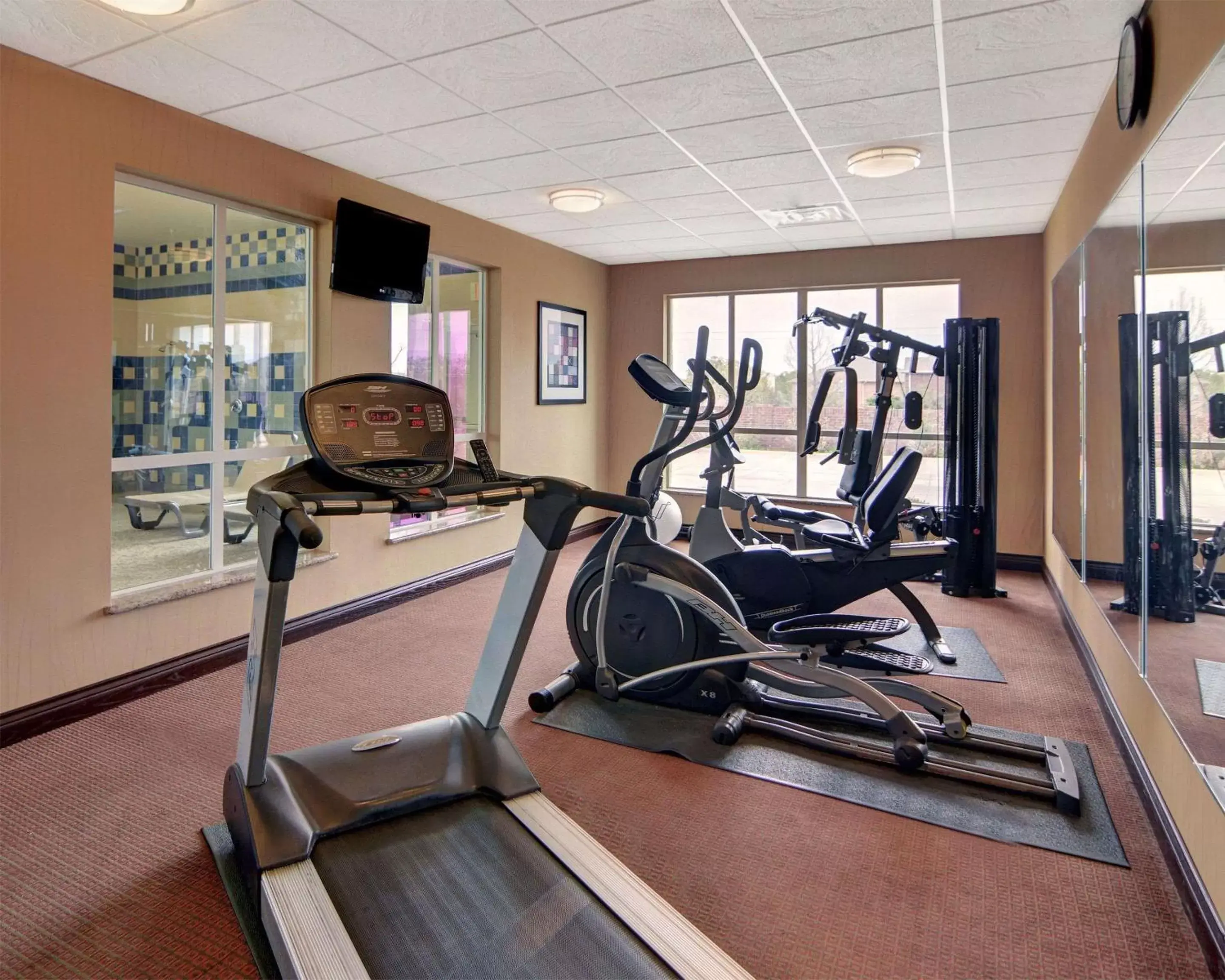 Fitness centre/facilities, Fitness Center/Facilities in Comfort Inn & Suites Near Lake Lewisville