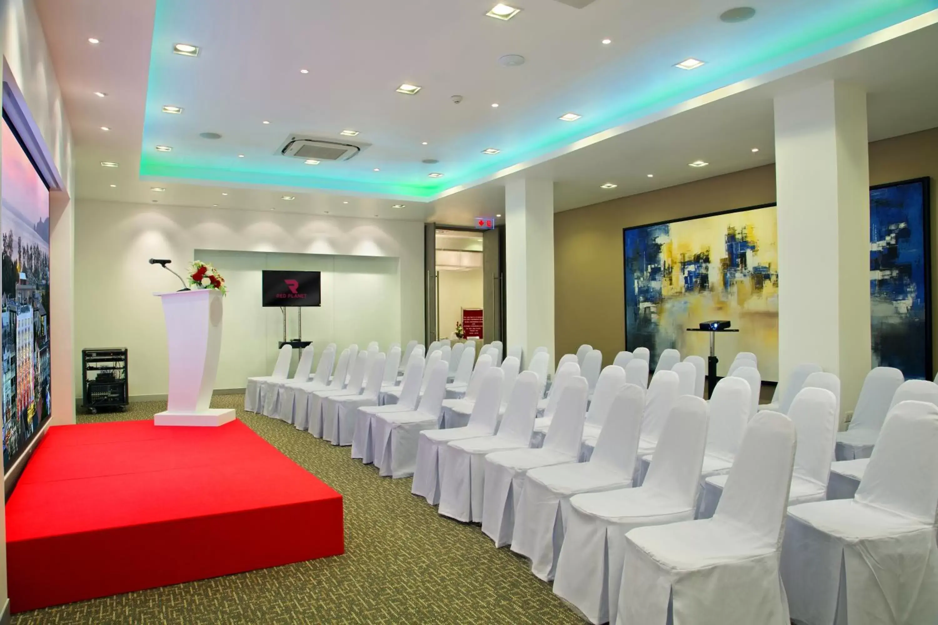 Business facilities, Banquet Facilities in Red Planet Hat Yai SHA extra plus