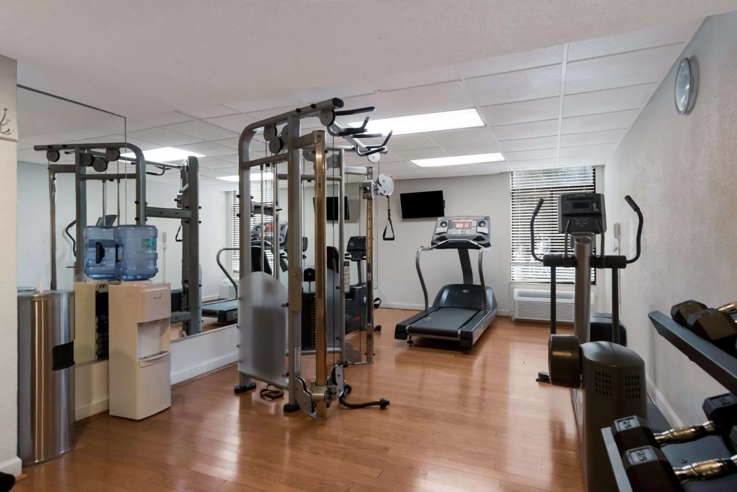Fitness centre/facilities in Best Western Hampton Coliseum Inn