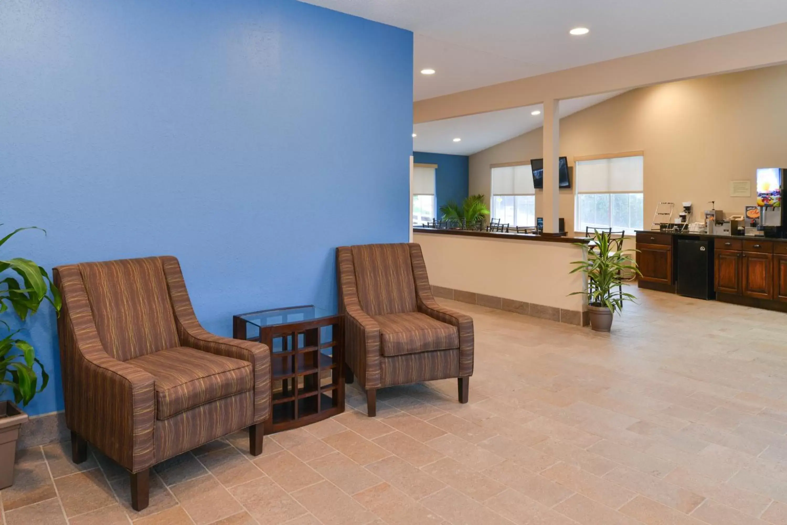 Seating area, Lobby/Reception in Americas Best Value Inn-Saint Clairsville/Wheeling