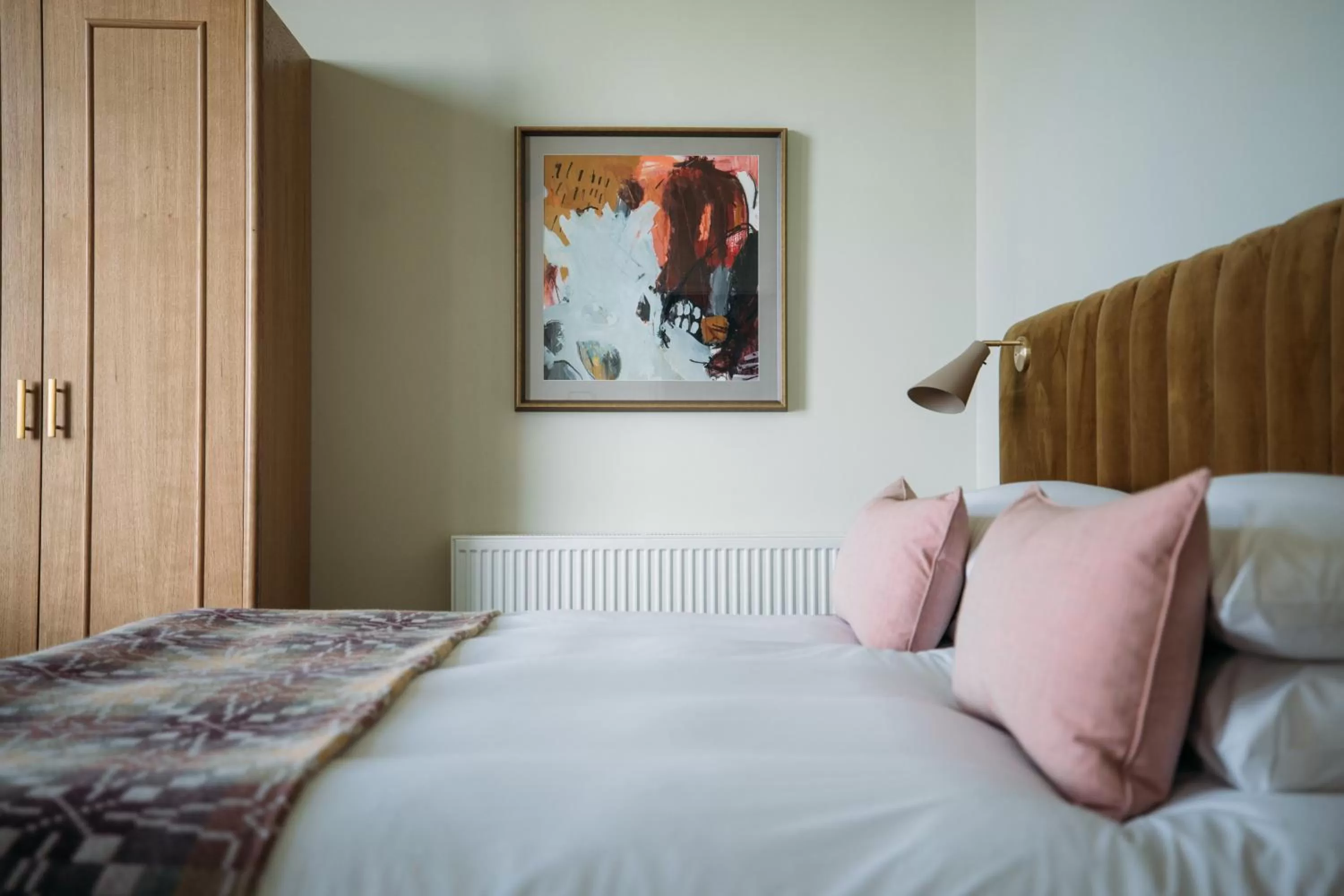 Bedroom, Bed in Polurrian on the Lizard