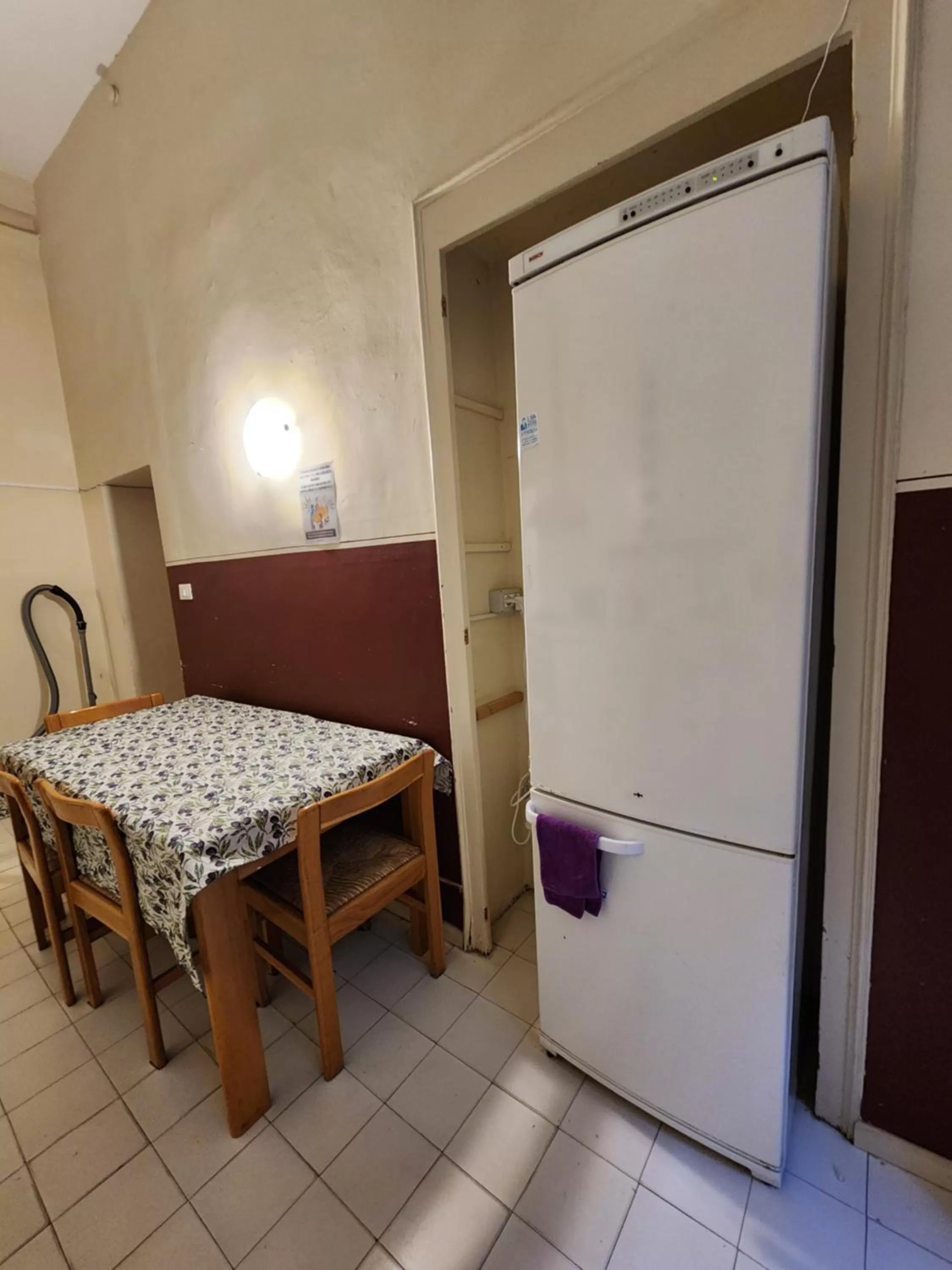 Kitchen or kitchenette, Bed in TATA HOMES