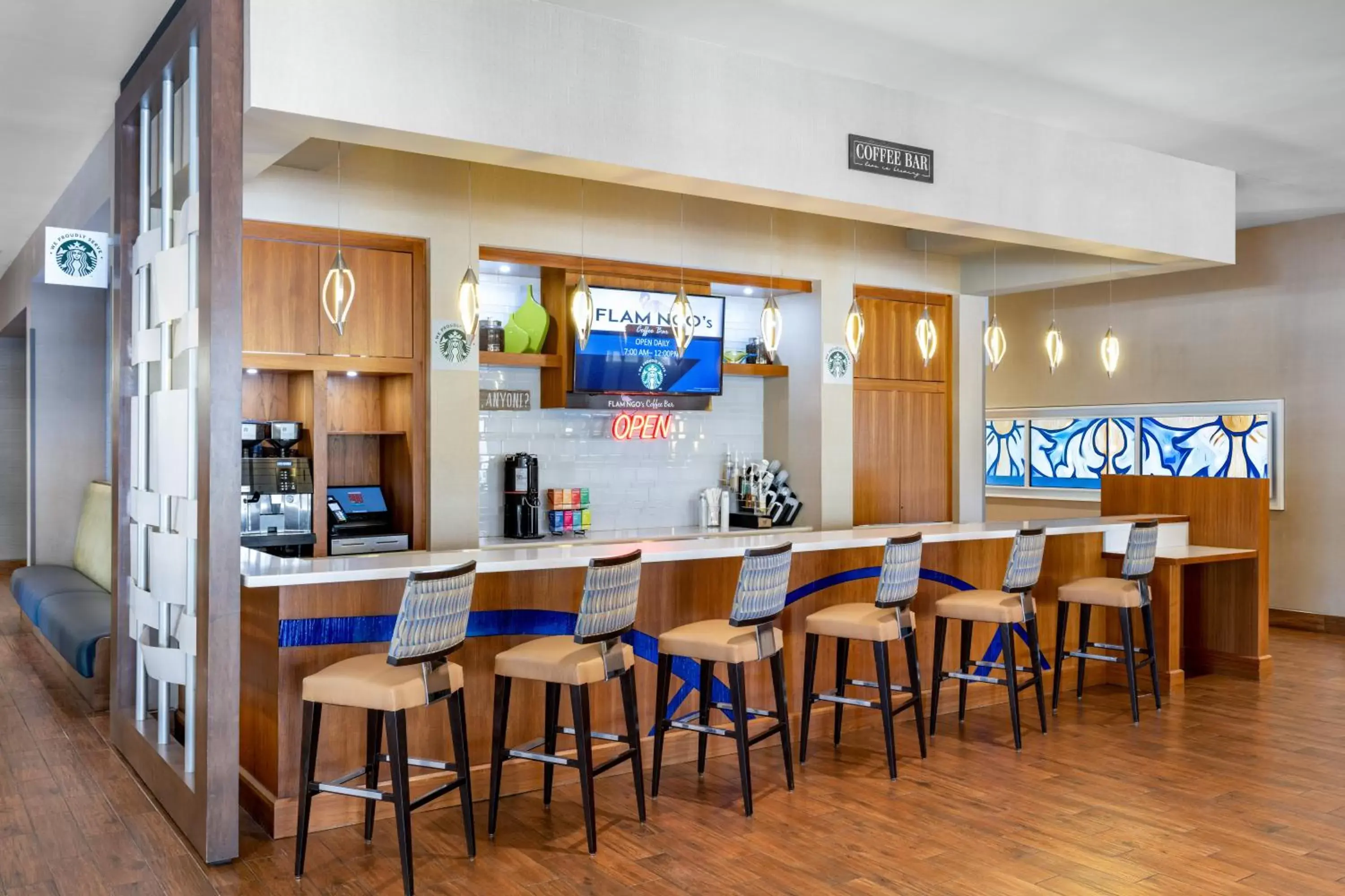 Coffee/tea facilities, Restaurant/Places to Eat in TownePlace Suites Orlando at FLAMINGO CROSSINGS® Town Center/Western Entrance