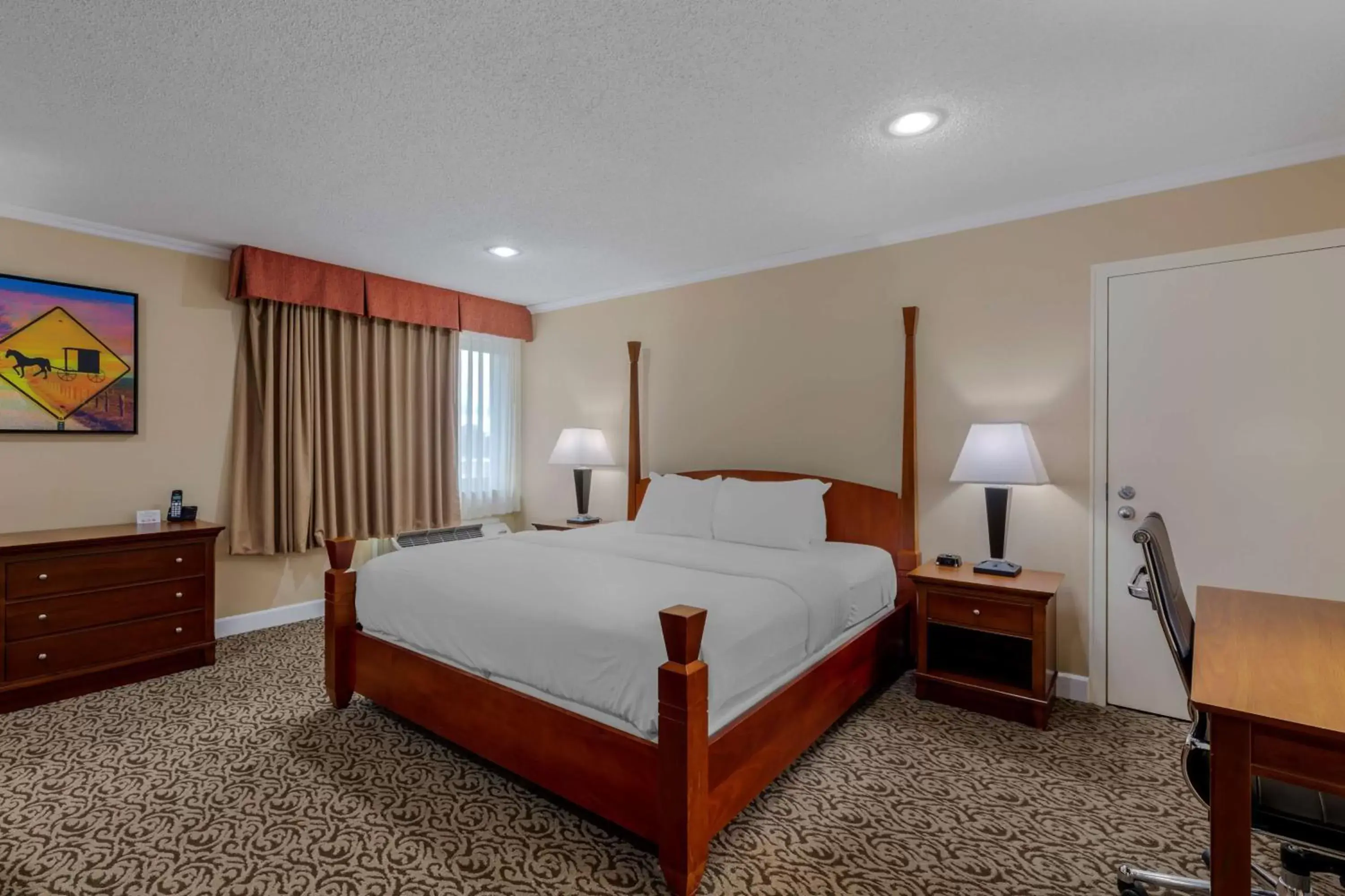 Bedroom, Bed in Best Western Plus Wooster Hotel & Conference Center