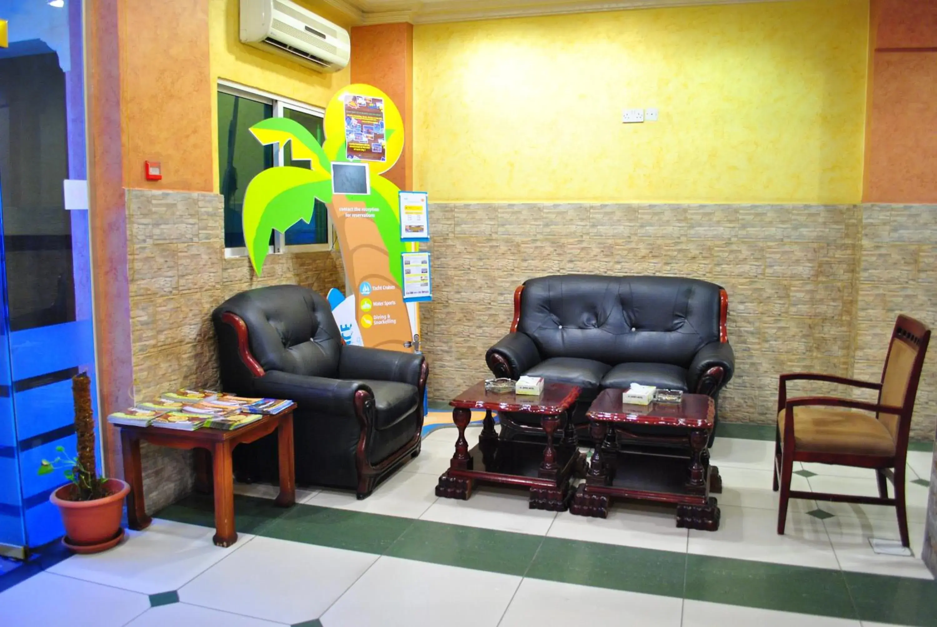 Seating area in Al Qidra Hotel & Suites Aqaba