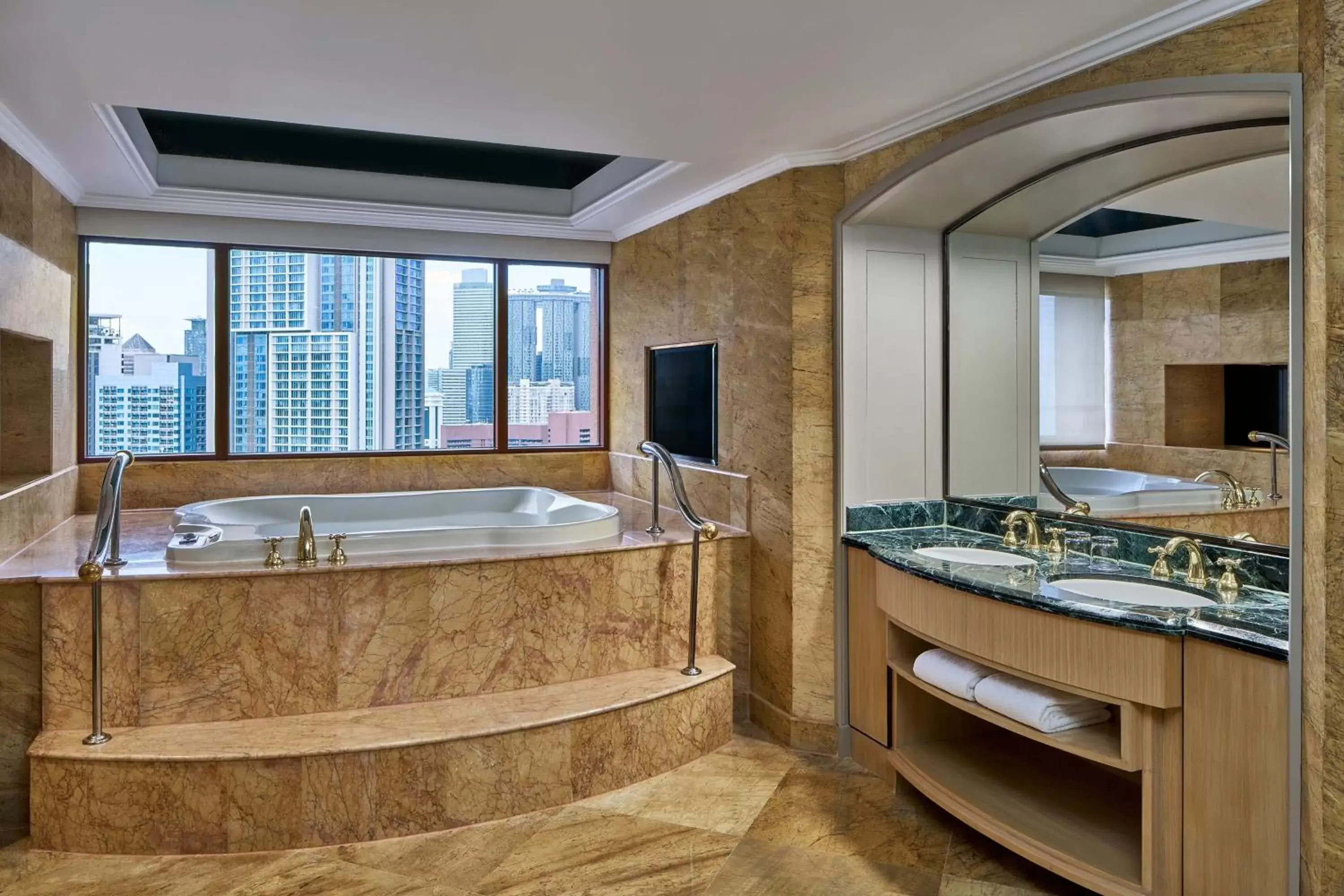 Bathroom in Sheraton Imperial Kuala Lumpur Hotel