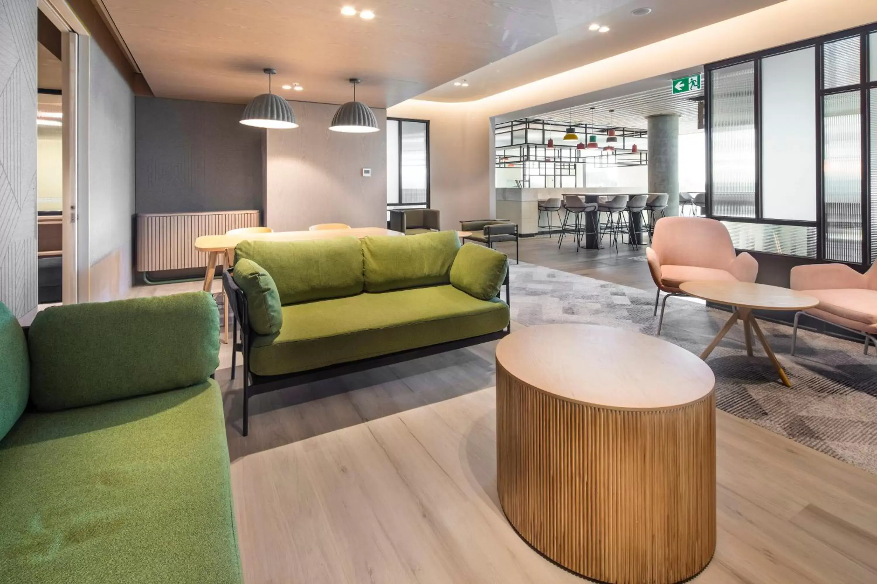 Lobby or reception, Seating Area in Holiday Inn & Suites Geelong, an IHG Hotel