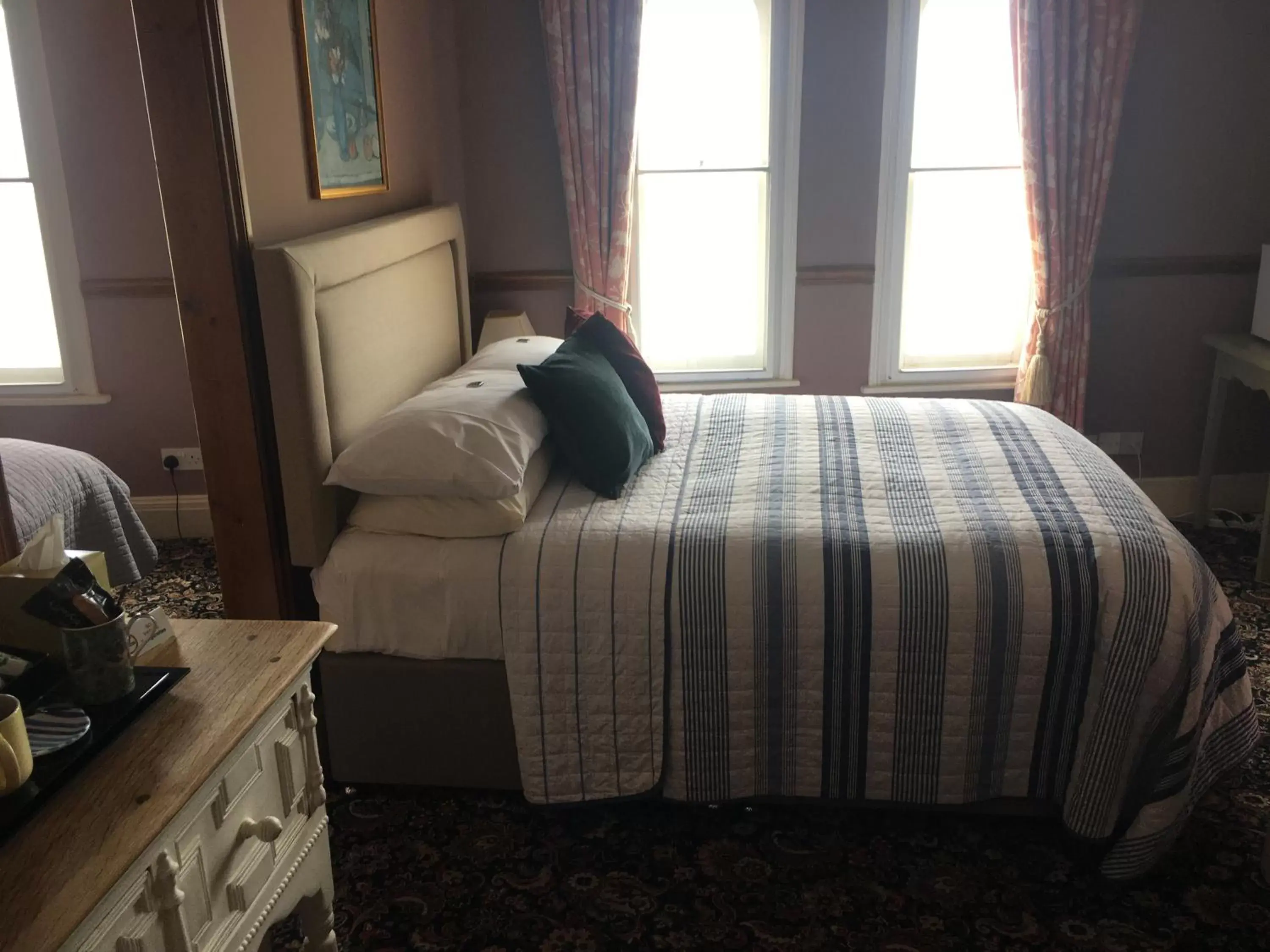 Bed in Regency House