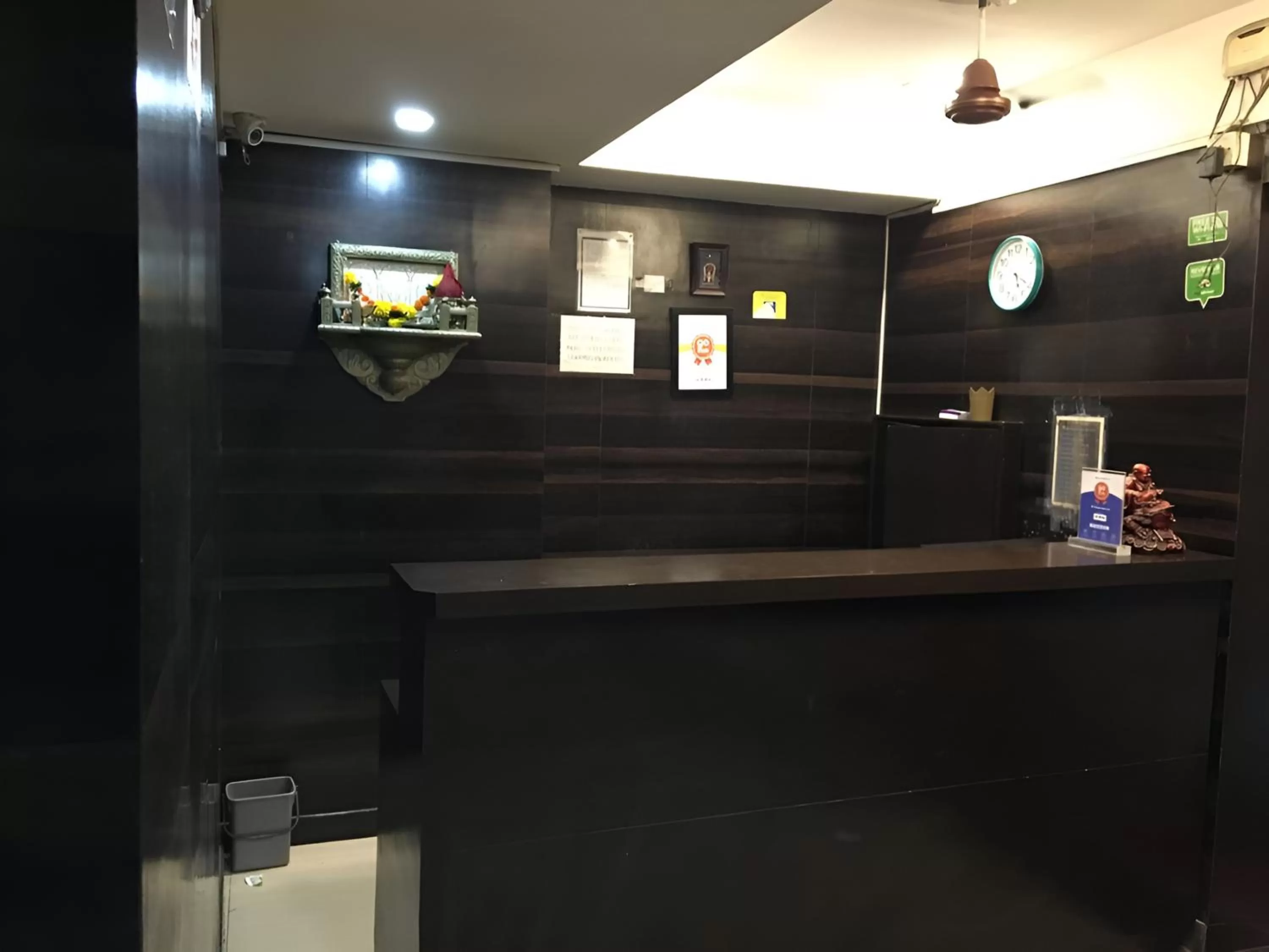 Lobby or reception in Sai Sharan Stay Inn- Near MIDC Turbhe Navi Mumbai