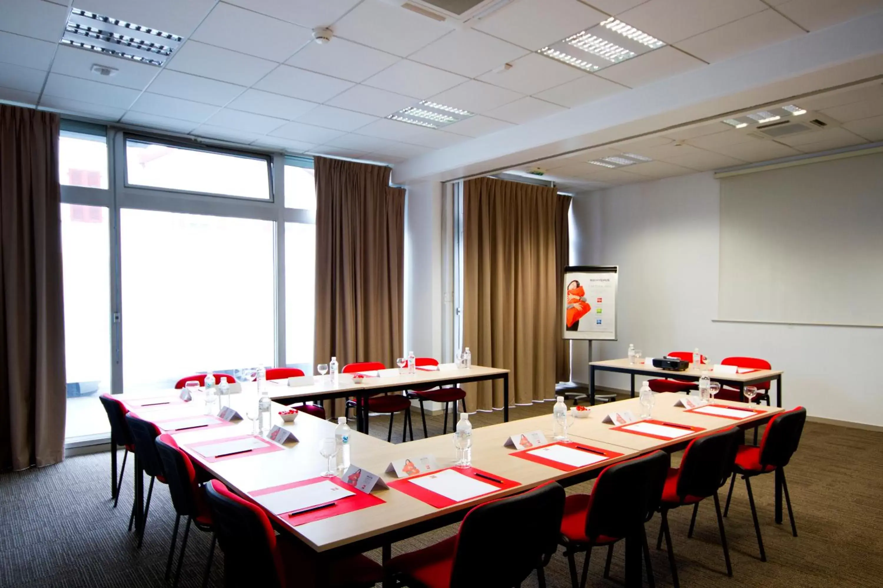 Business facilities in ibis Bayonne Centre