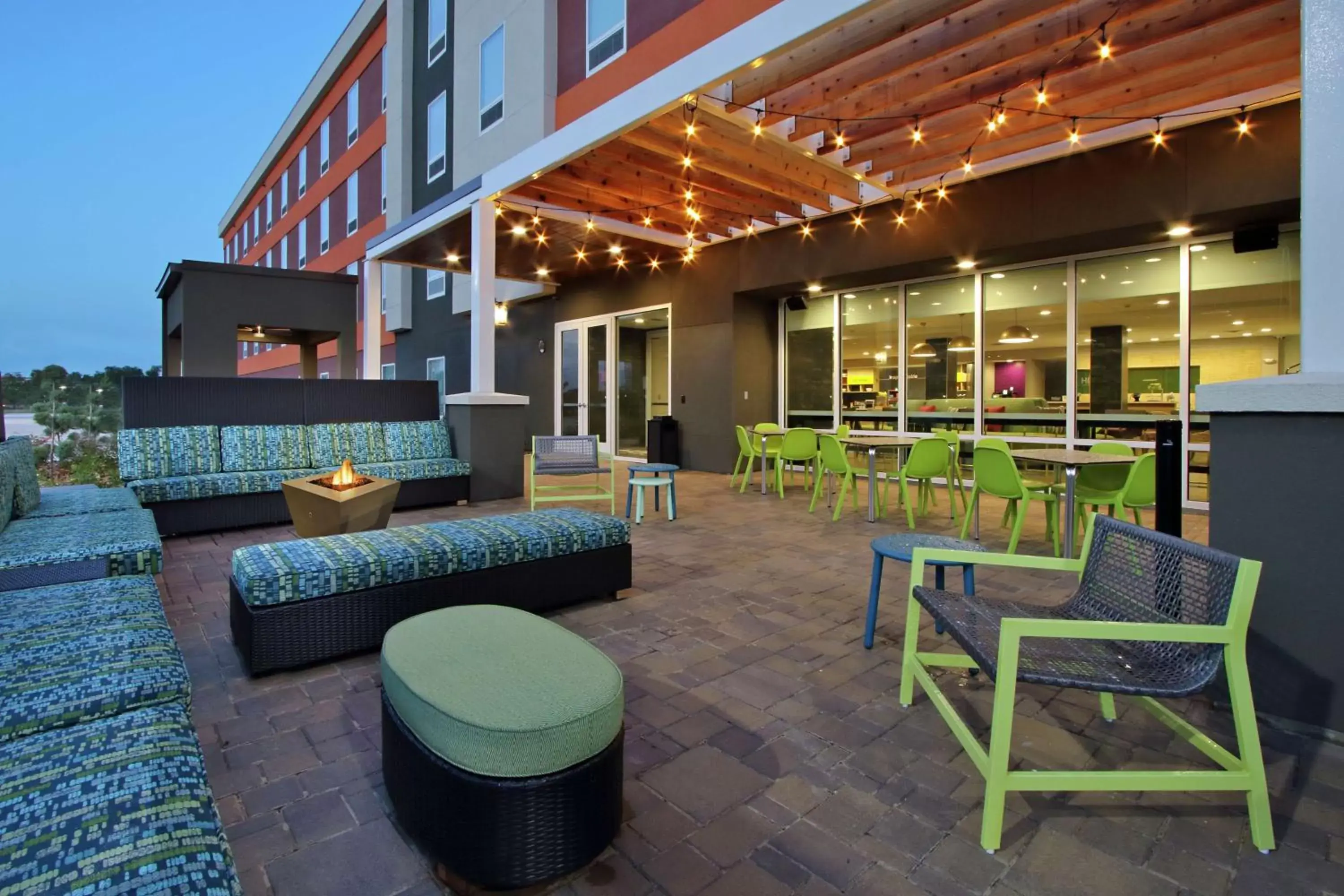 Patio in Home2 Suites By Hilton Port Arthur