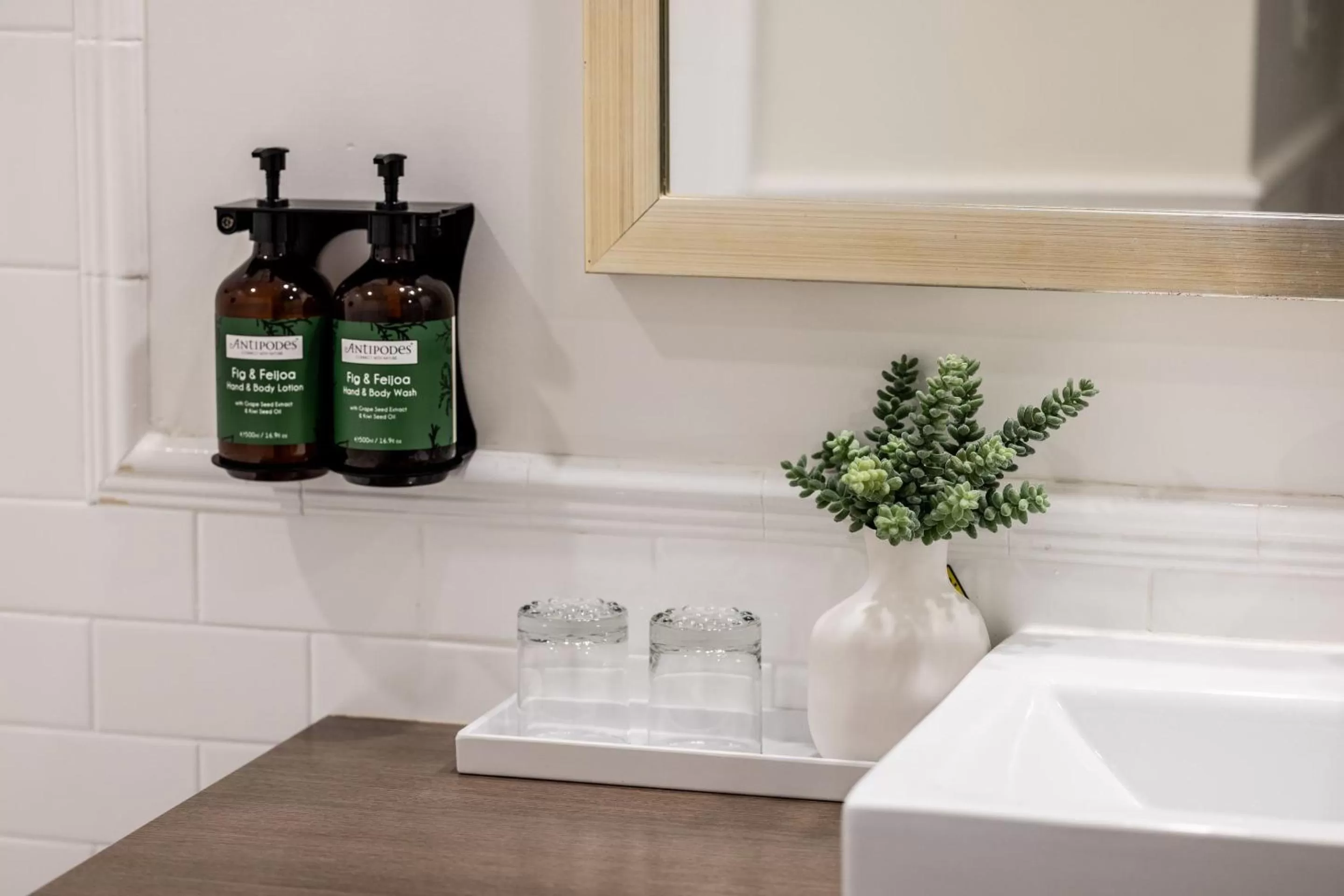 Photo of the whole room in Crowne Plaza Terrigal Pacific by IHG