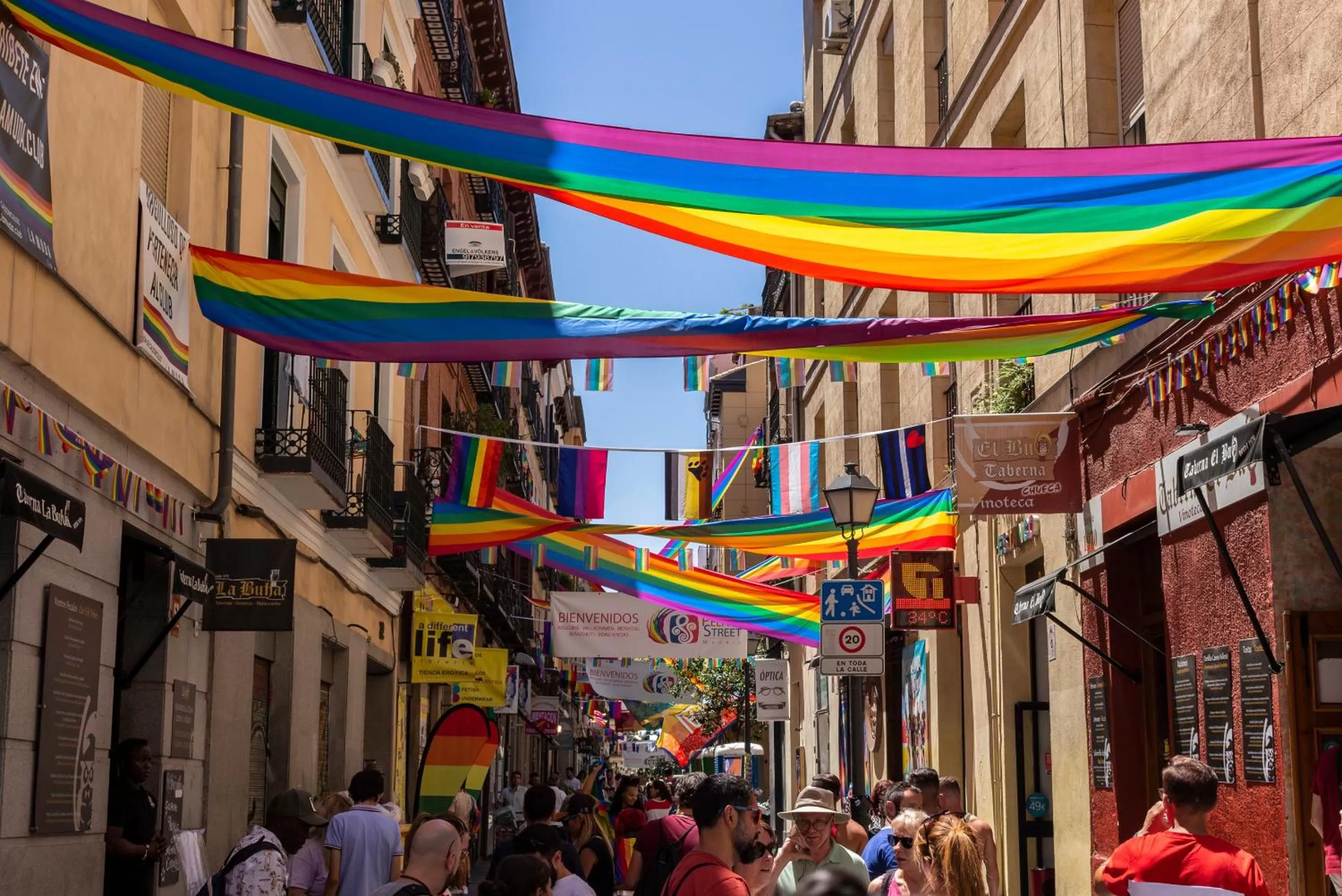 Neighbourhood in Woohoo Rooms Hortaleza