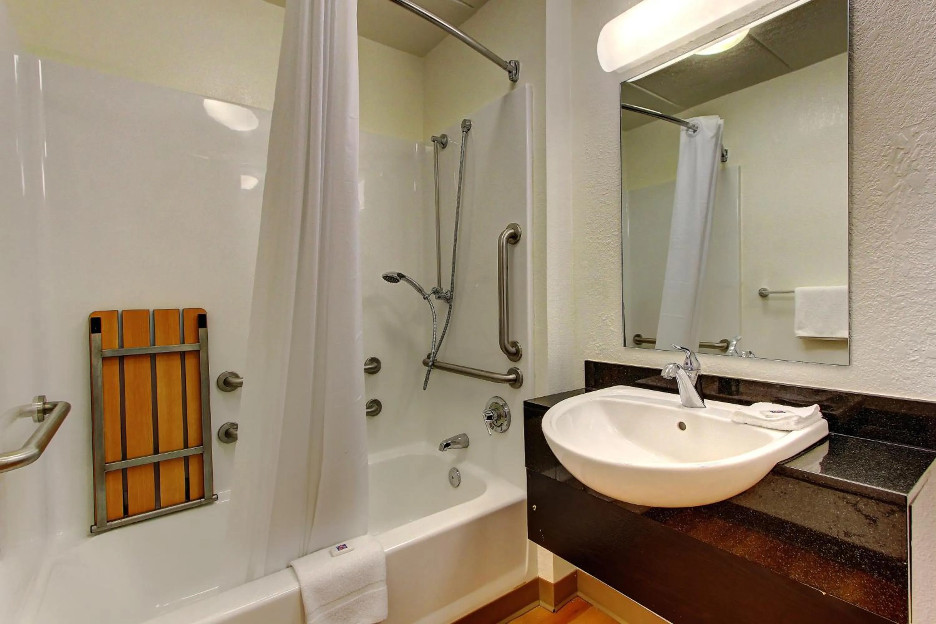 Shower in Motel 6-York, PA