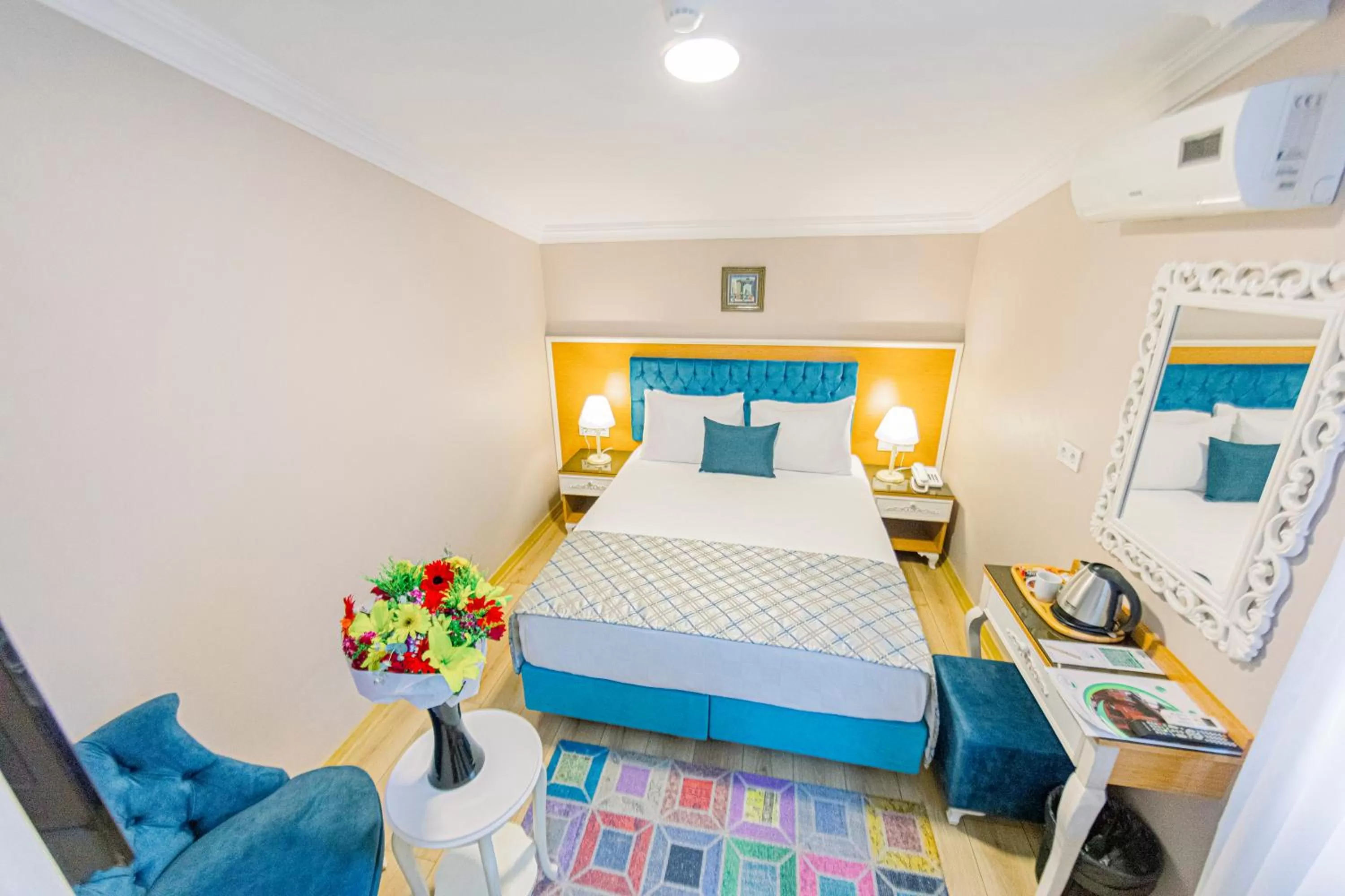 Massage, Bed in Acacia Mansion Hotel