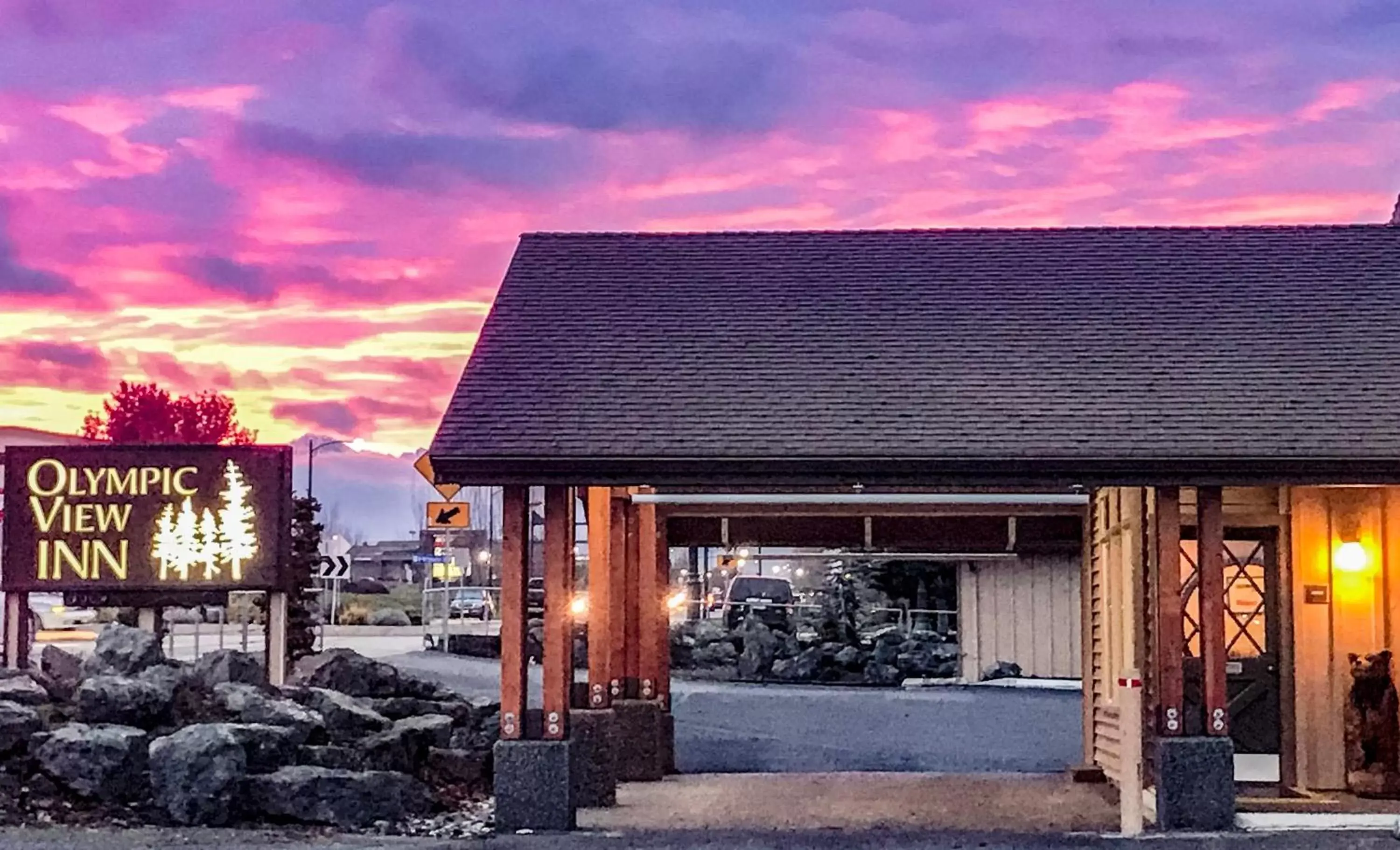 Facade/entrance in Olympic View Inn Facade/entrance in Olympic View Inn