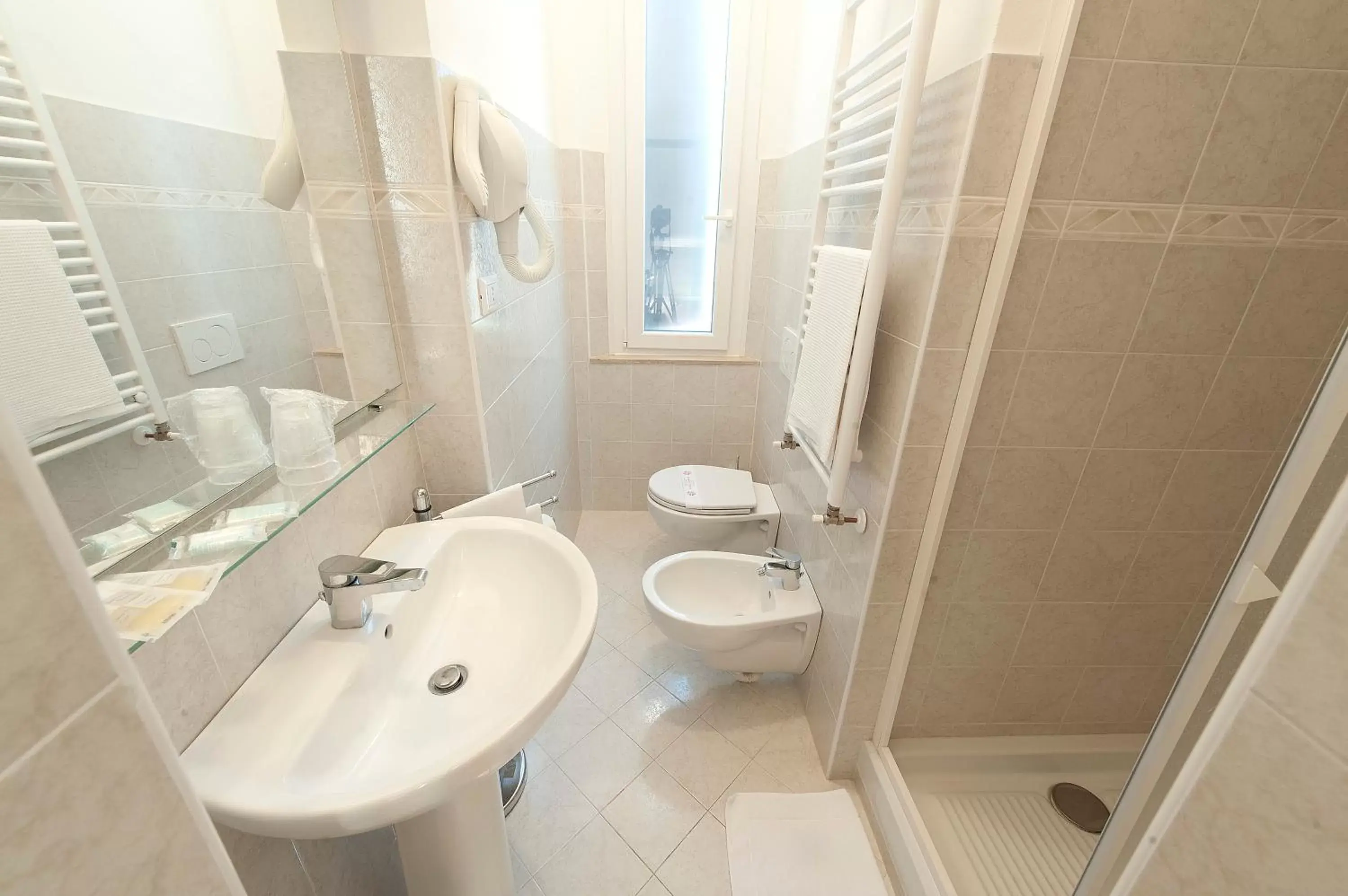 Double or Twin Room in Hotel Gardenia Double or Twin Room in Hotel Gardenia