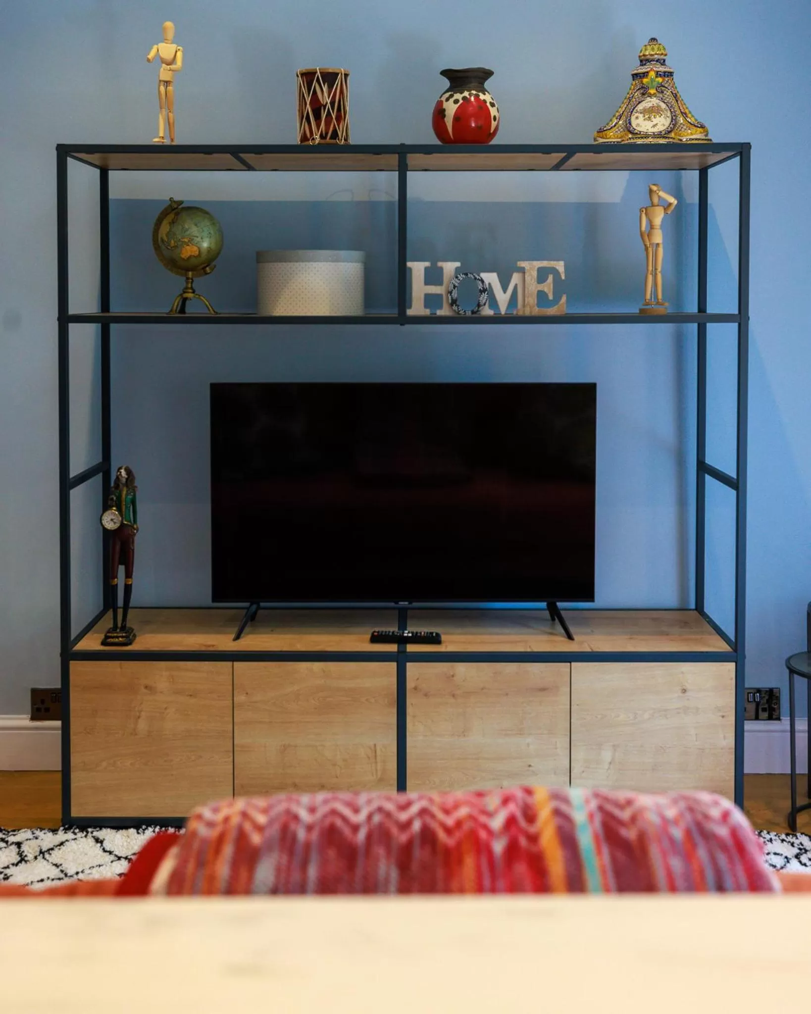 One-Bedroom Apartment in Vancouver Hotel and Studios