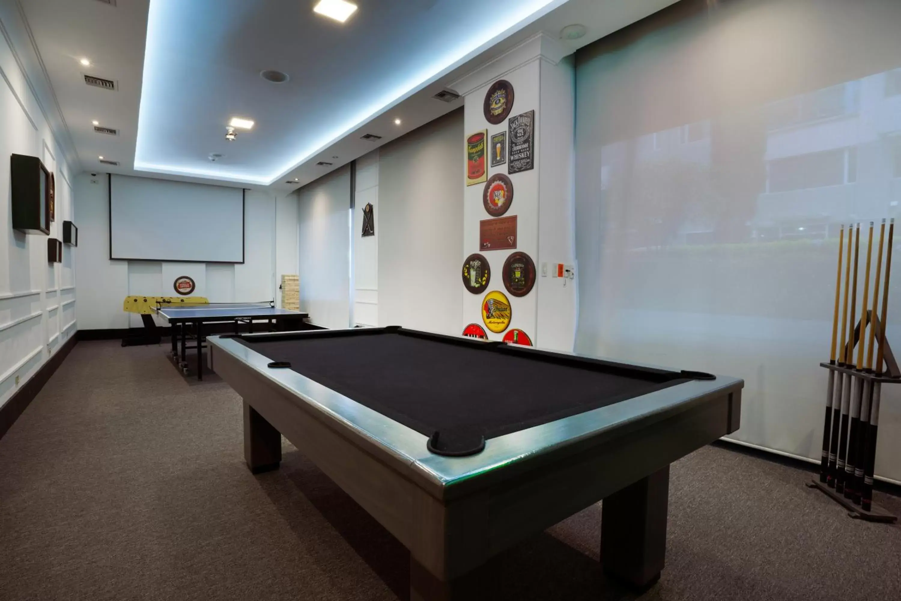 Game Room, Billiards in Dann Carlton Quito