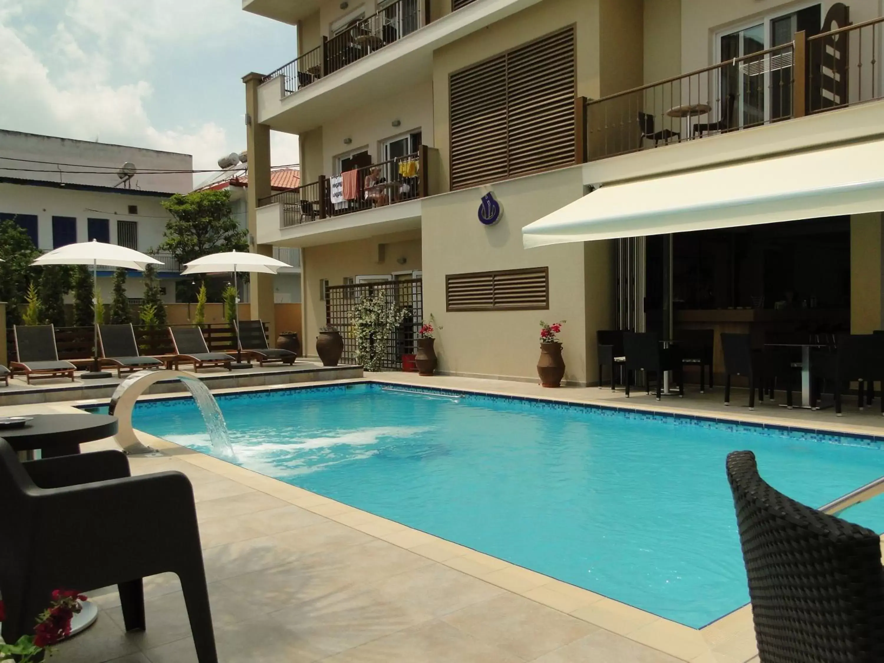 Swimming Pool in Hotel Olympos