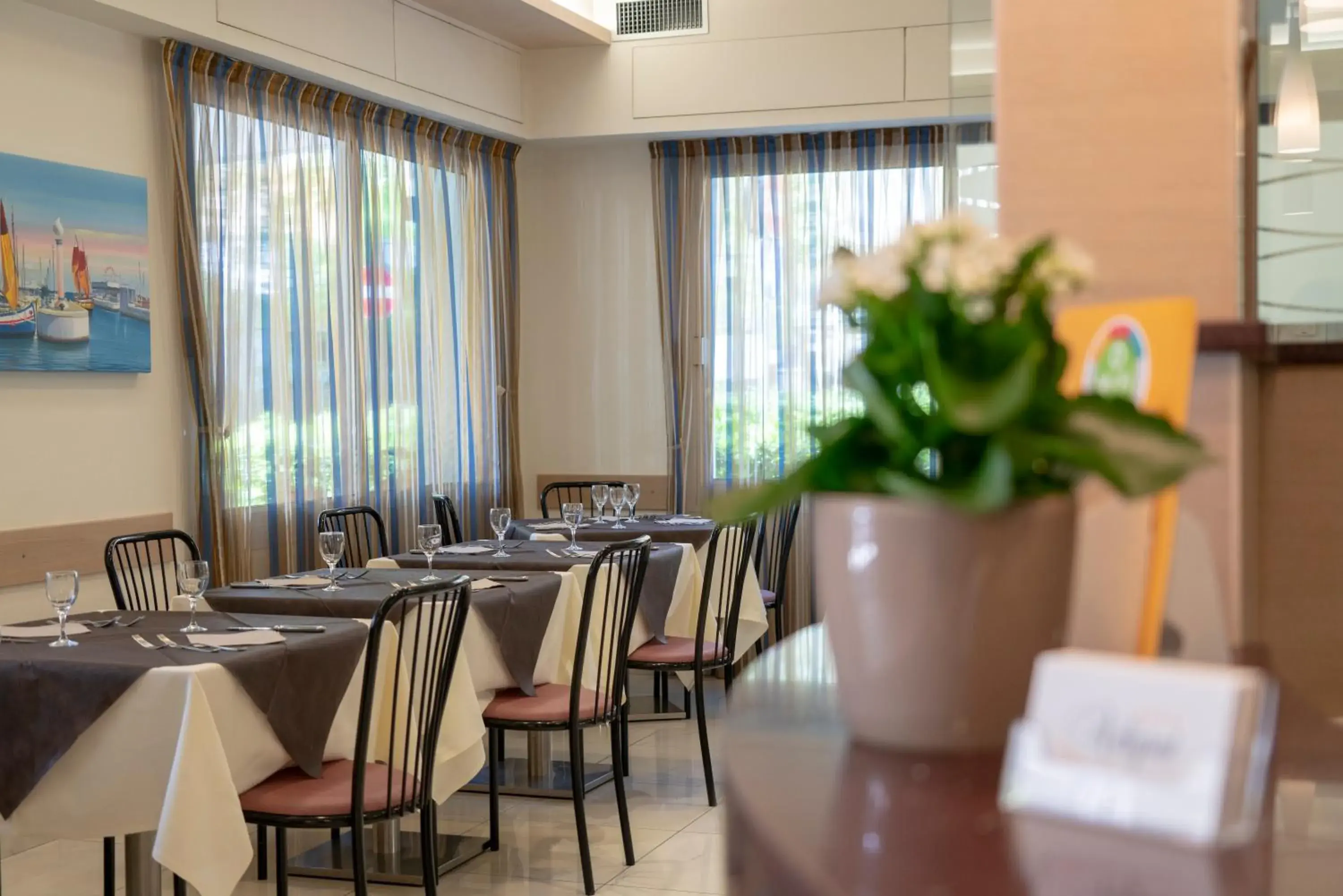 Restaurant/Places to Eat in Hotel Adigrat Riccione con Ristorante
