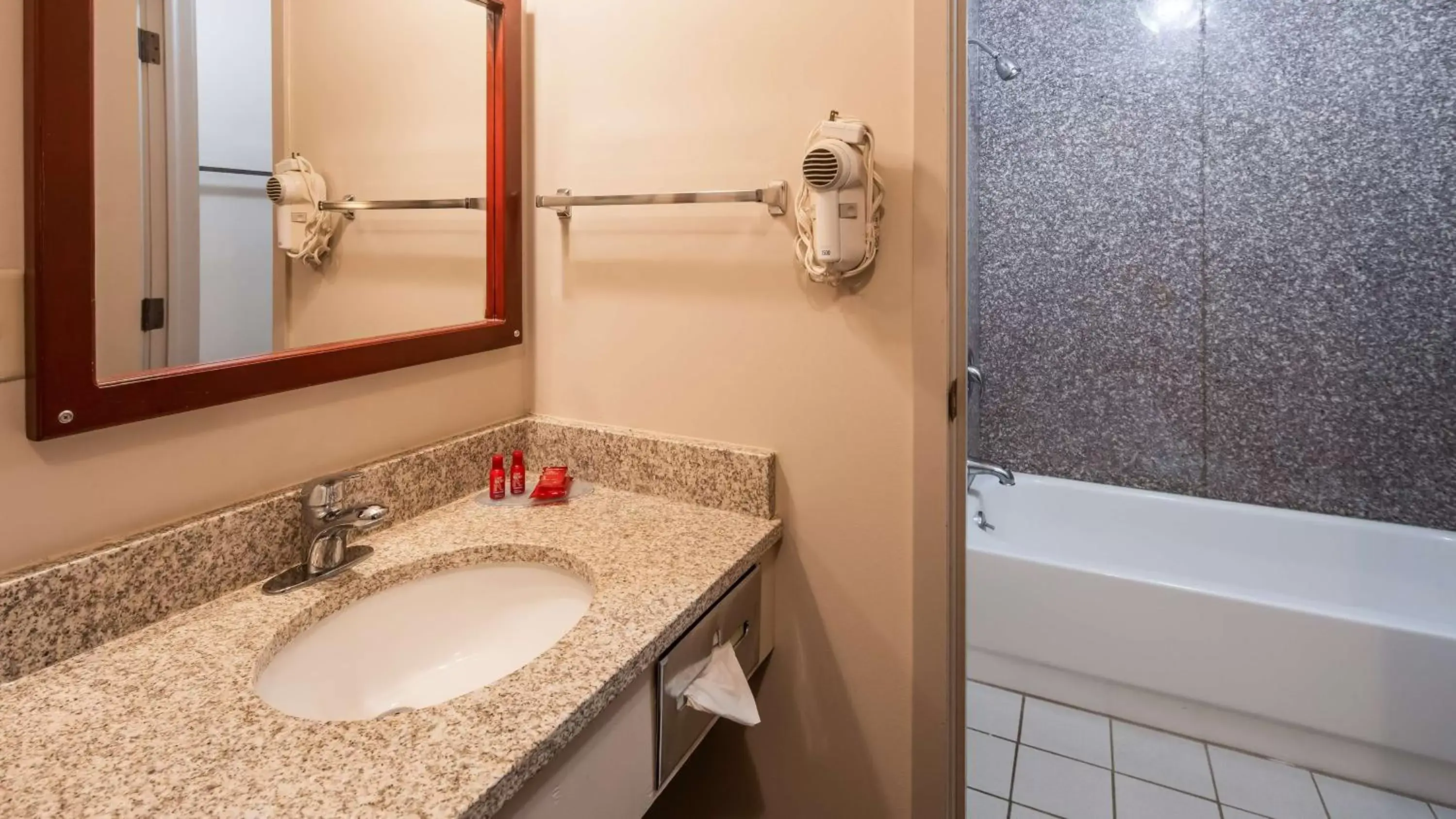 Bathroom in SureStay Plus Hotel by Best Western Auburn
