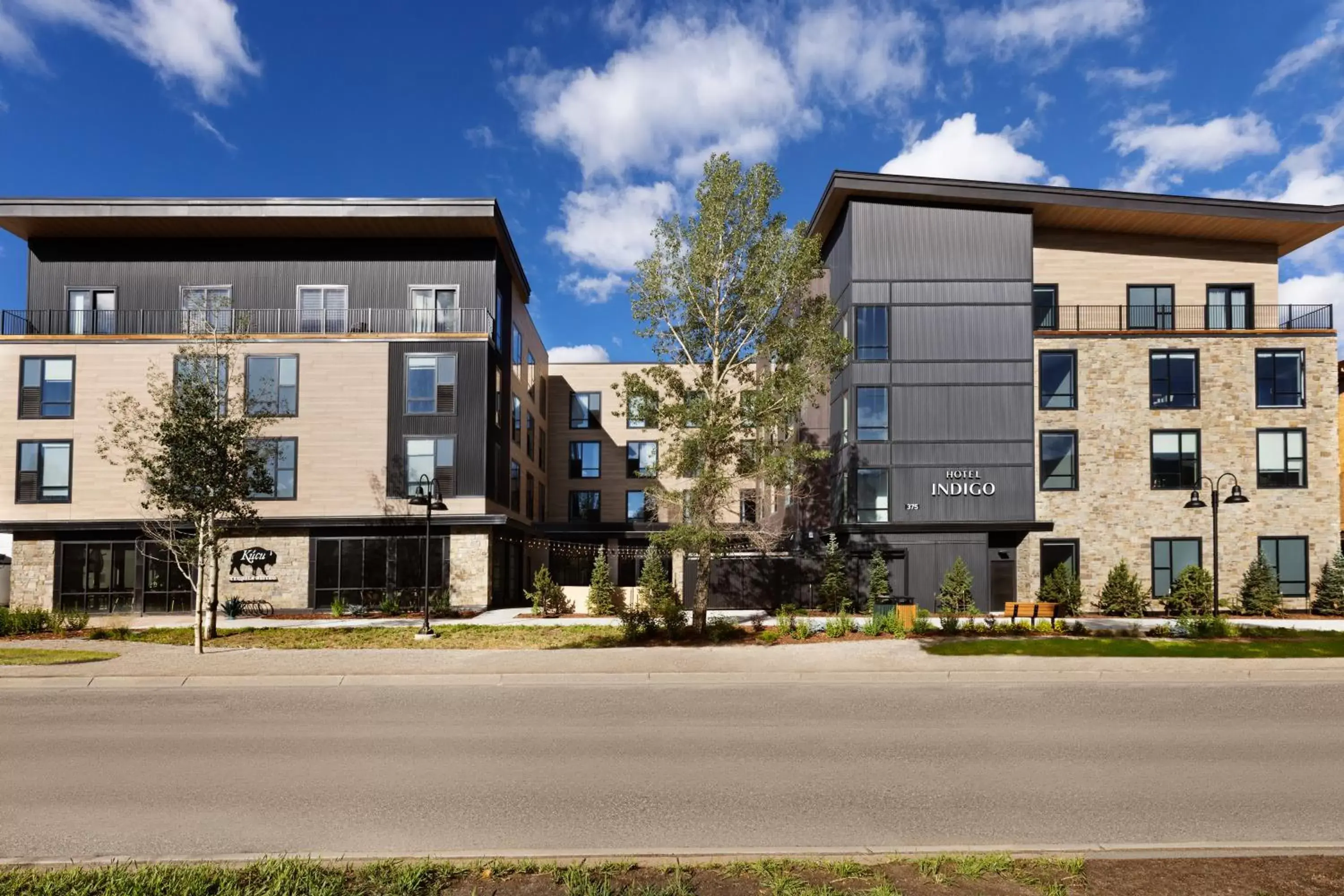 Property building in Hotel Indigo - Silverthorne by IHG Property building in Hotel Indigo - Silverthorne by IHG