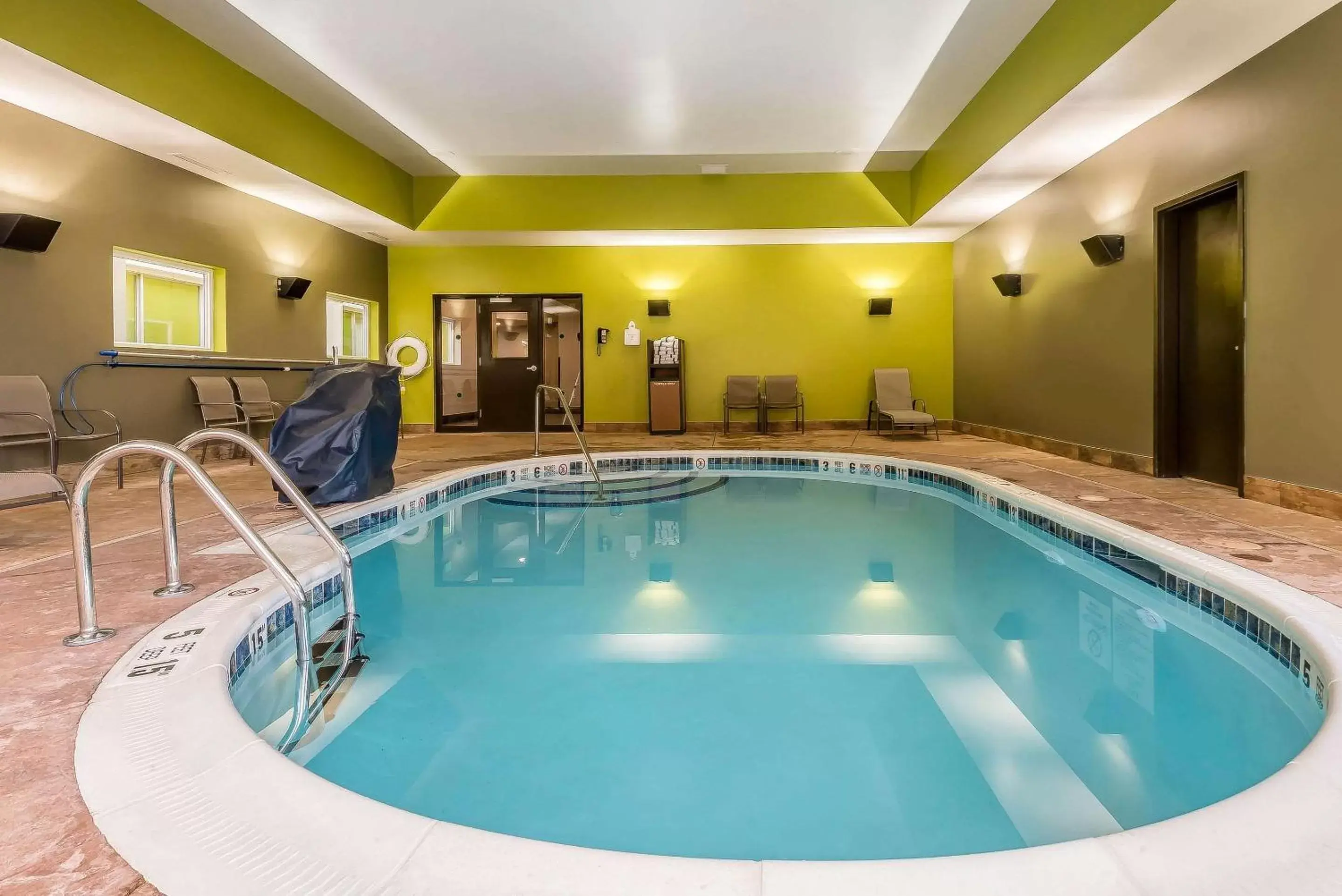 Activities, Swimming Pool in Quality Inn Buffalo/Hamburg, NY