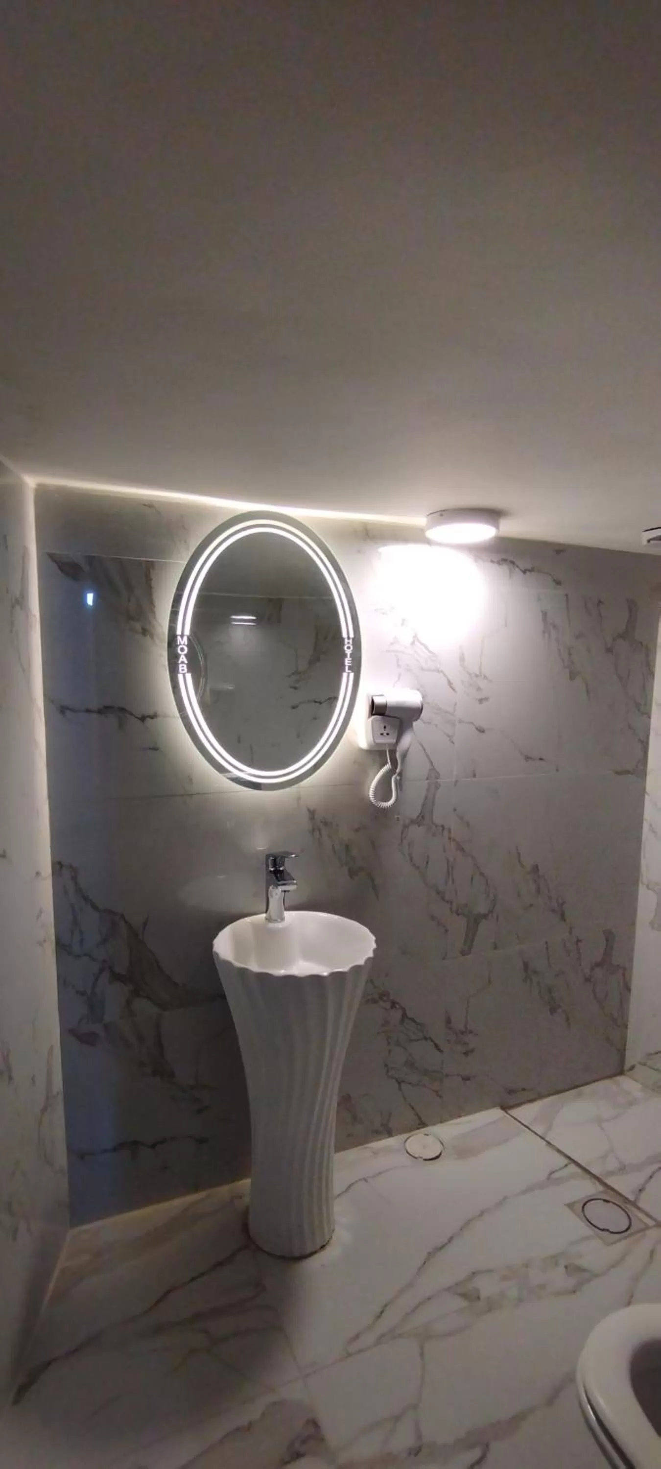 Economy Double Room without Windows in Moab Land Hotel